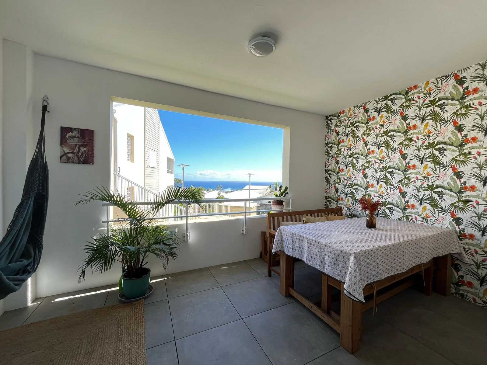 Photo 1 - Appartement à vendre - Ancien 290 000 € 4 pièces 3 chambres 100 m² Saint-Denis 97490