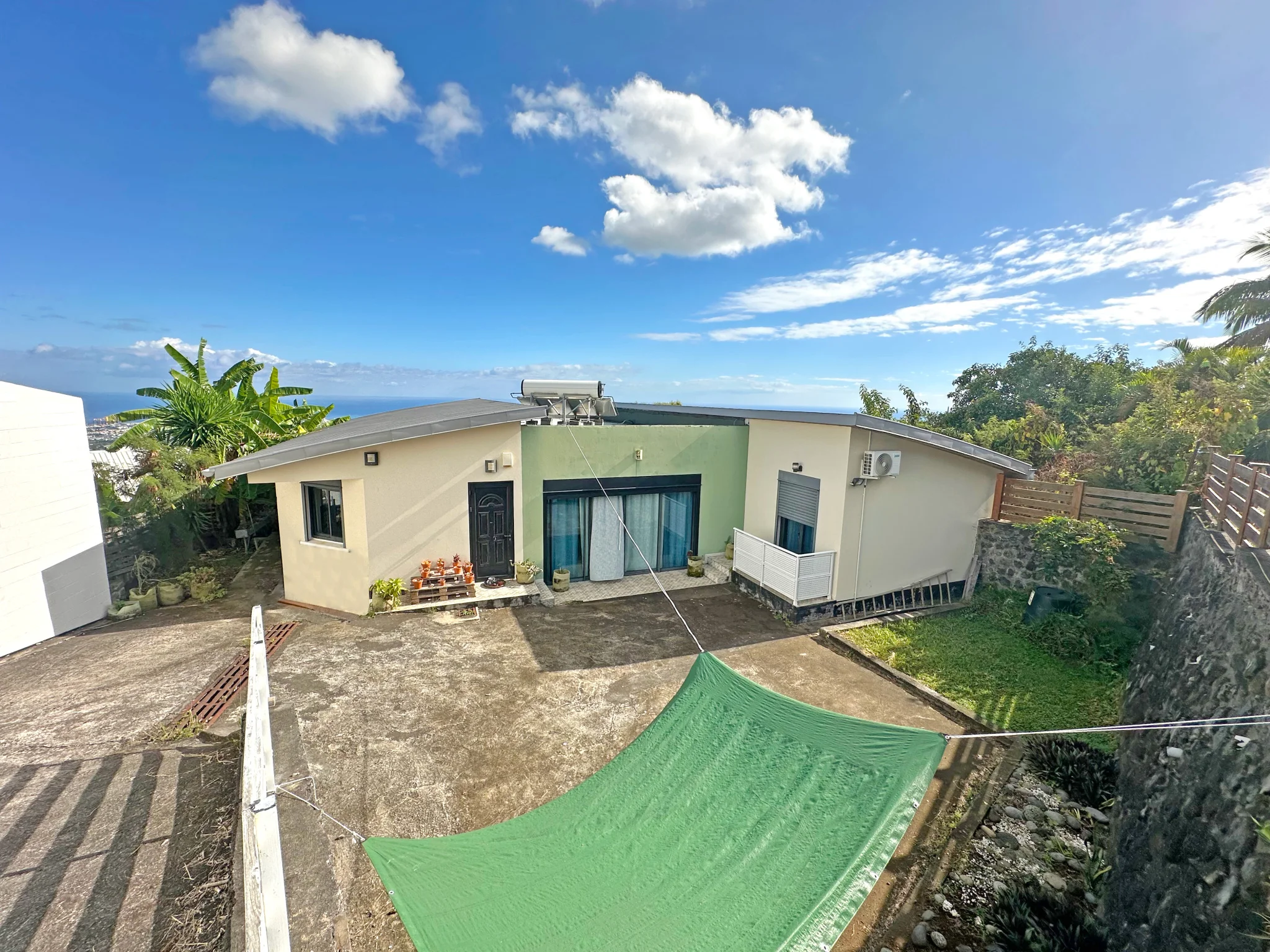 Photo 12 - Maison à vendre - Ancien 575 000 € 4 pièces 3 chambres 247.38 m² Possession 97419