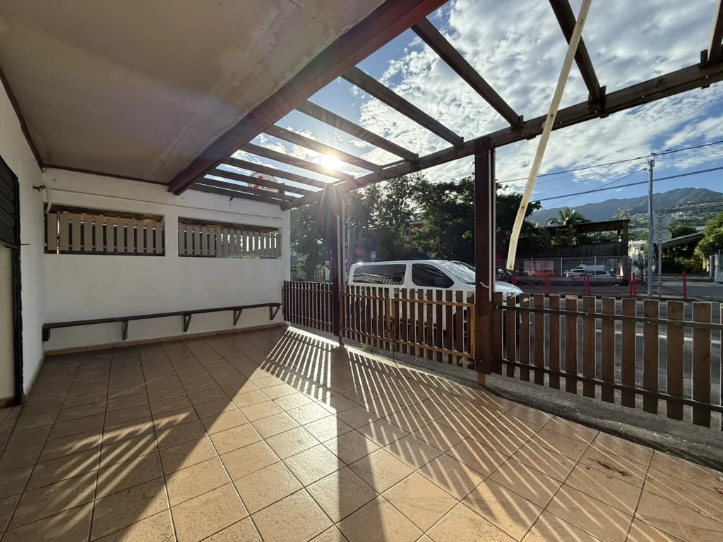 Photo 5 - Local à louer - Ancien 1 750 € 165 m² Le Port 97420