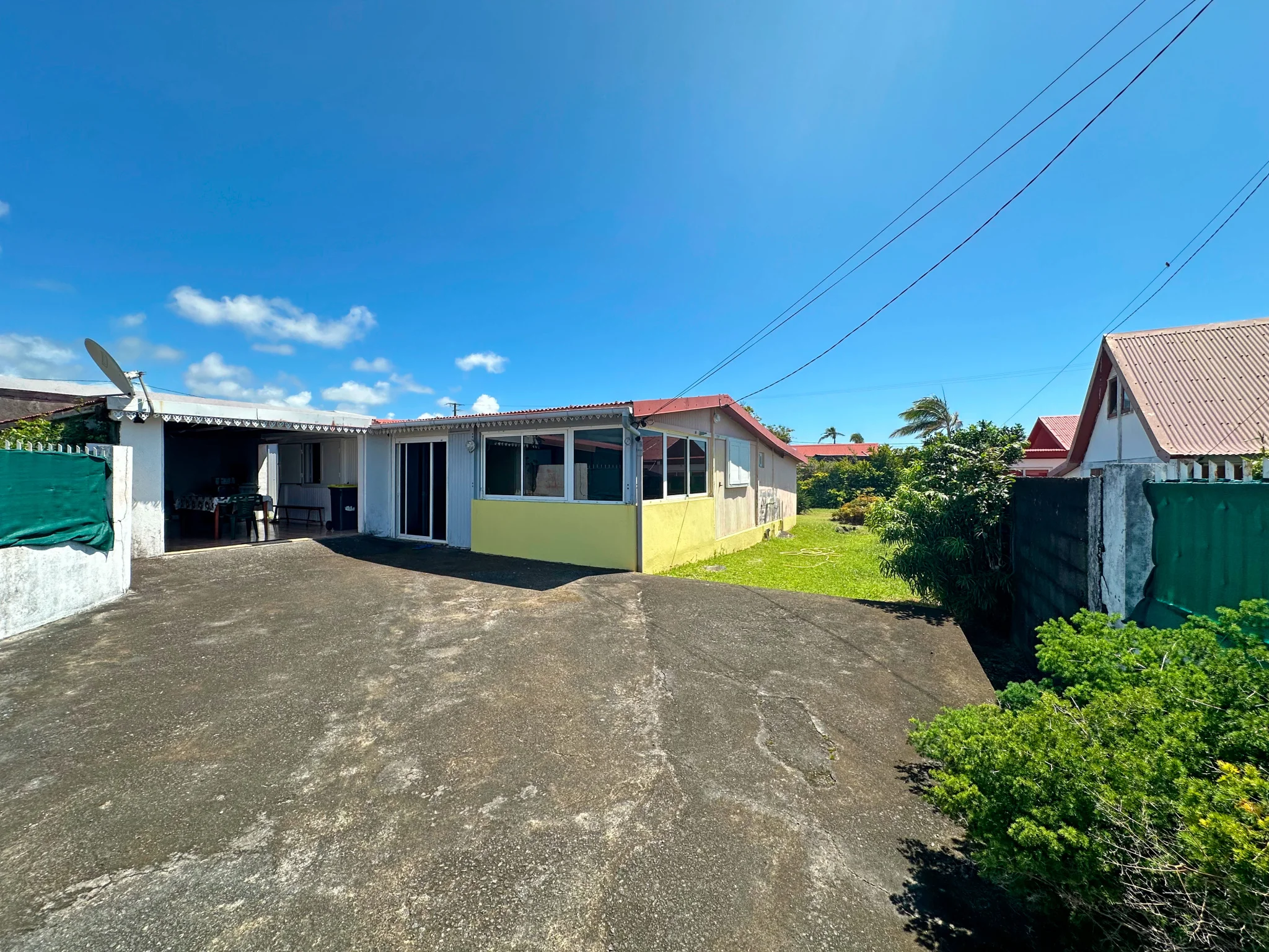 Photo 1 - Maison à vendre - Ancien 200 000 € 4 pièces 3 chambres 90 m² Saint-André 97440