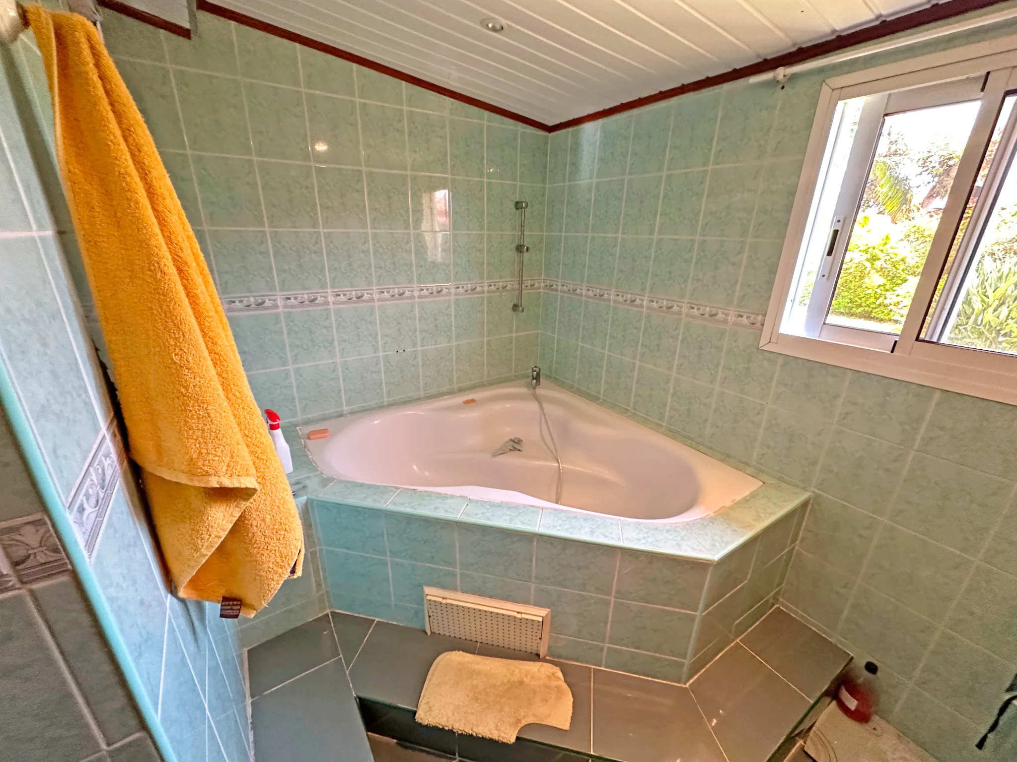 Photo 11 - Maison à vendre - Ancien 200 000 € 4 pièces 3 chambres 90 m² Saint-André 97440