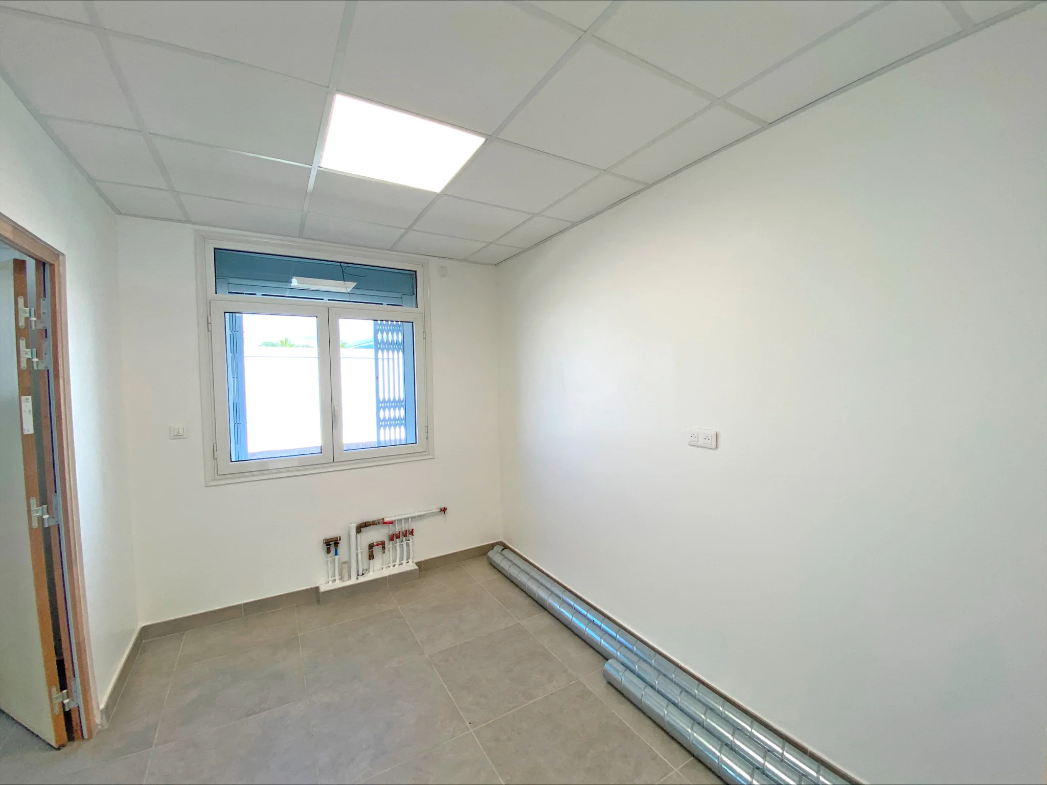 Photo 10 - Local à louer - Ancien 1 900 € 90 m² Saint-Louis 97421