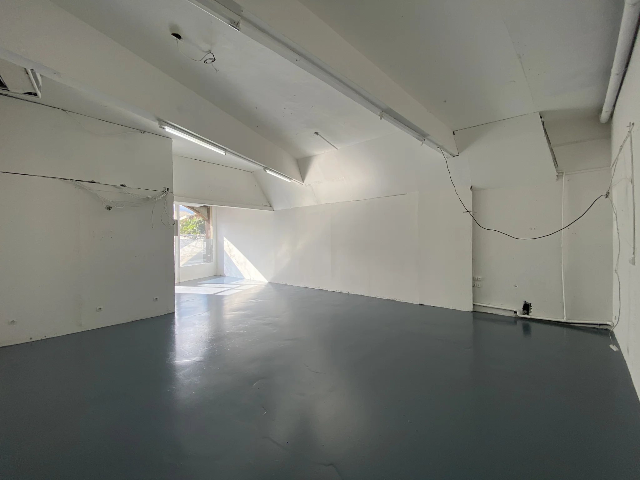 Photo 5 - Local à louer - Ancien 1 200 € 75 m² Le Port 97420