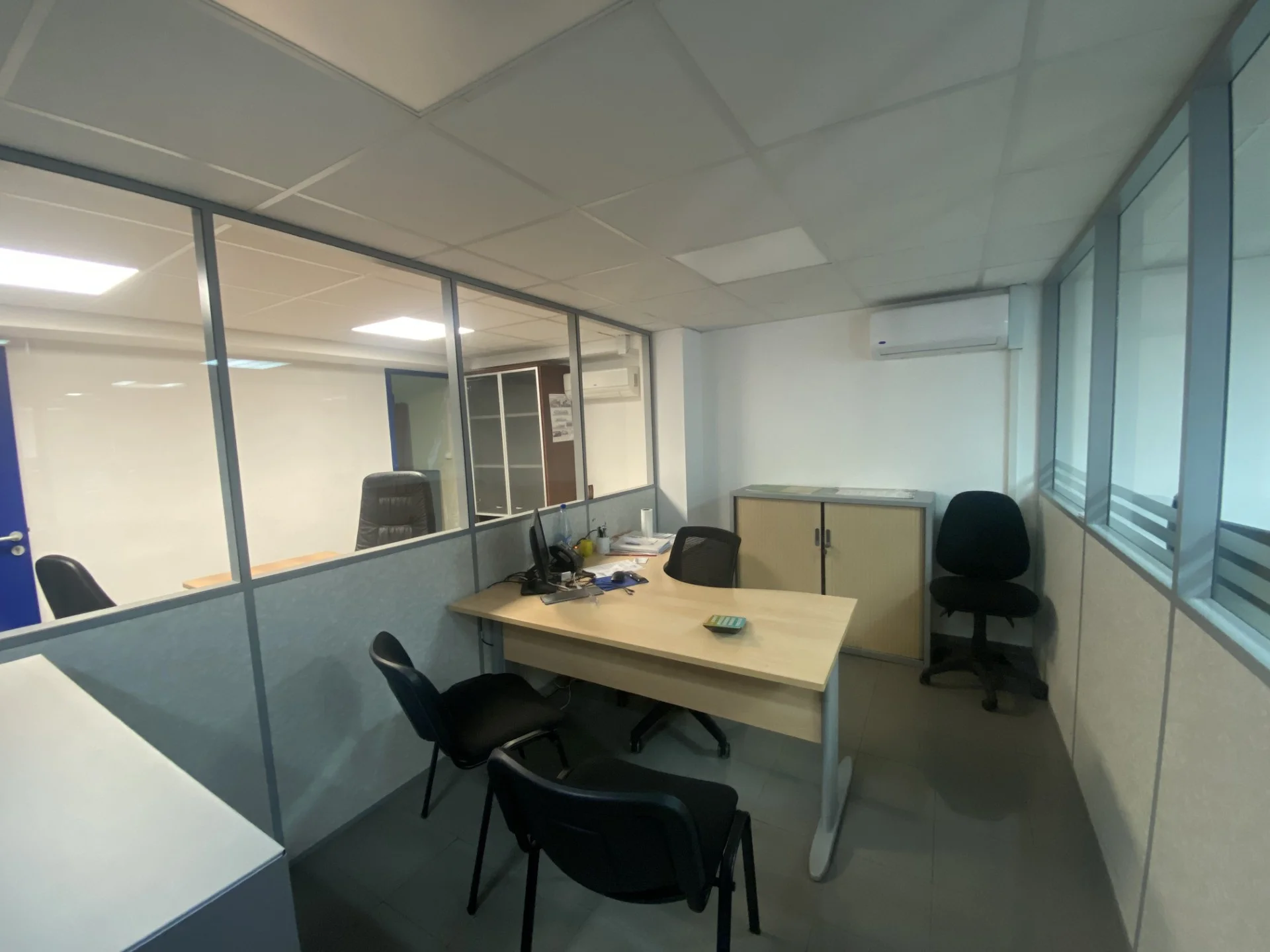 Photo 5 - Local à louer - Ancien 2 200 € 126 m² Saint-André 97440