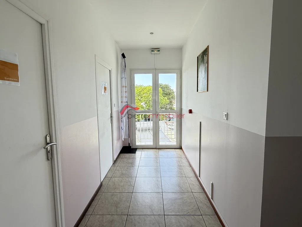 Photo 4 - Local à louer - Ancien 3 500 € 8 pièces 200 m² Saint-Louis 97450