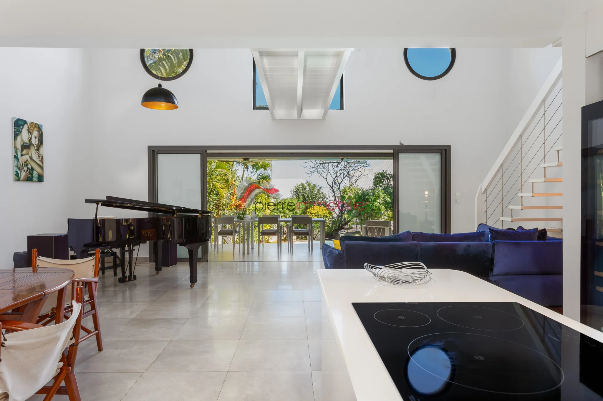 Photo 3 - Maison à vendre - Ancien 850 000 € 6 pièces 4 chambres 186 m² Saint-Pierre 97410