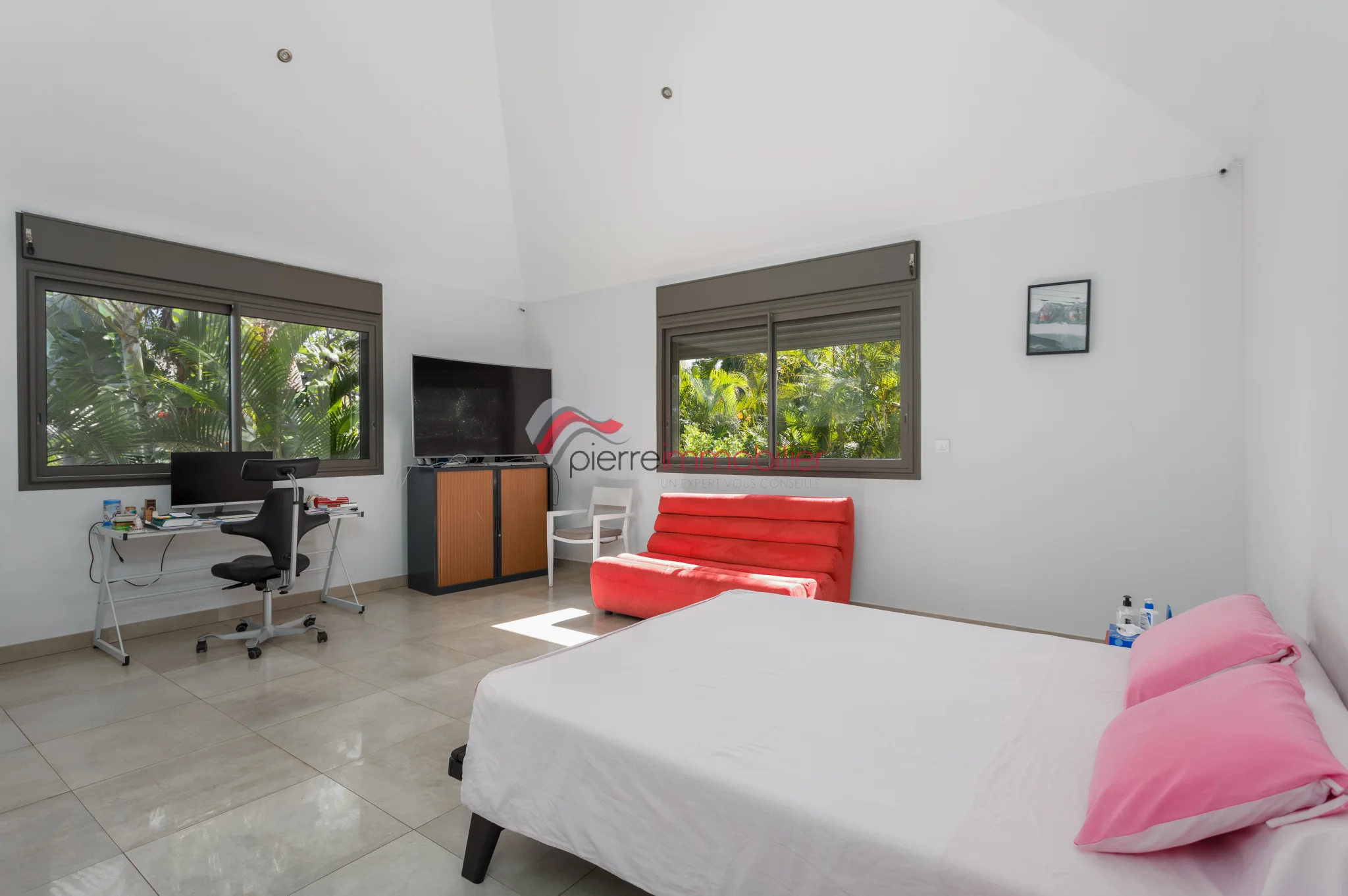 Photo 9 - Maison à vendre - Ancien 850 000 € 6 pièces 4 chambres 186 m² Saint-Pierre 97410