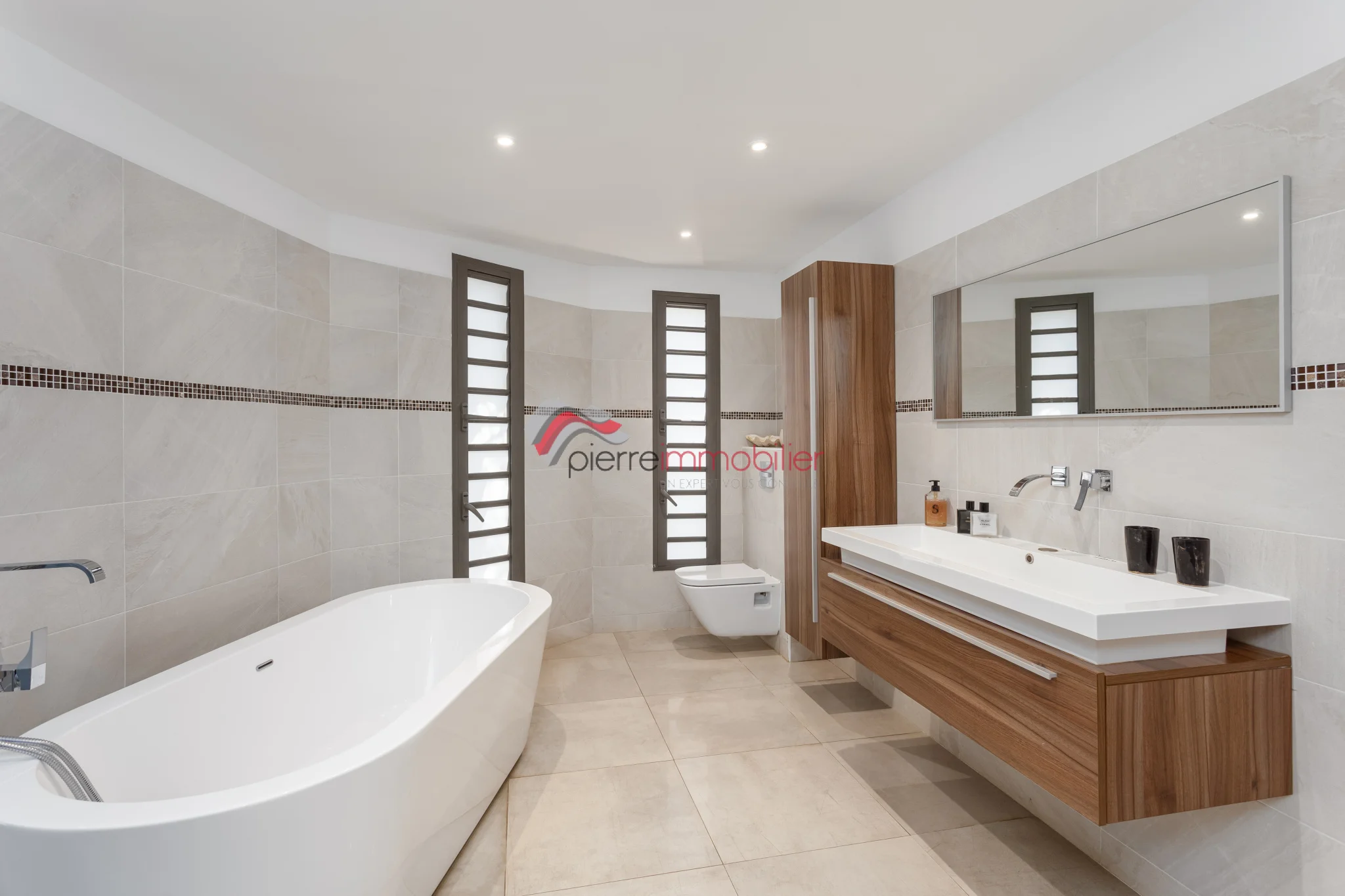 Photo 11 - Maison à vendre - Ancien 850 000 € 6 pièces 4 chambres 186 m² Saint-Pierre 97410