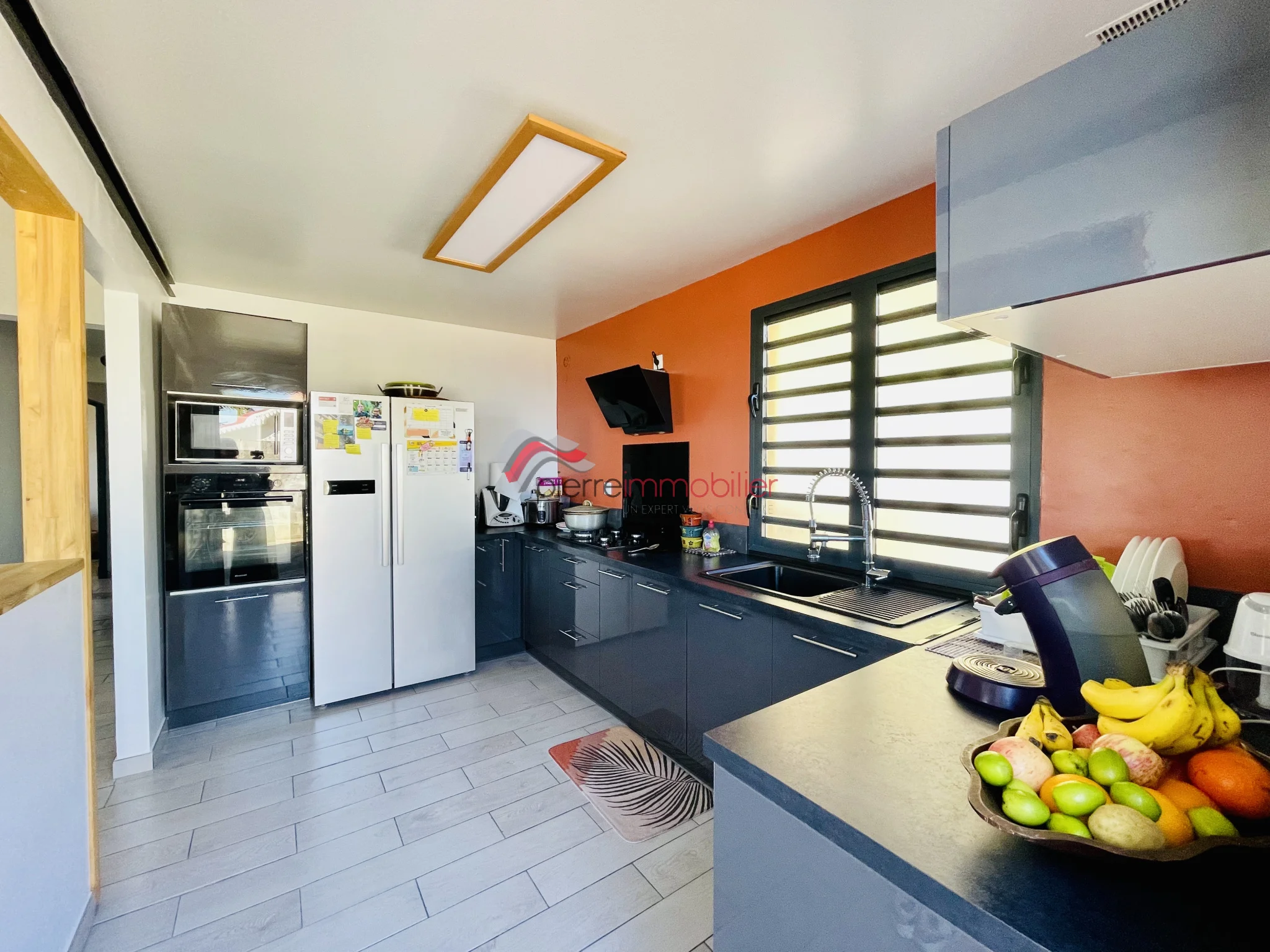 Photo 3 - Maison à vendre - Ancien 320 000 € 4 pièces 3 chambres 103.49 m² Les Avirons 97425