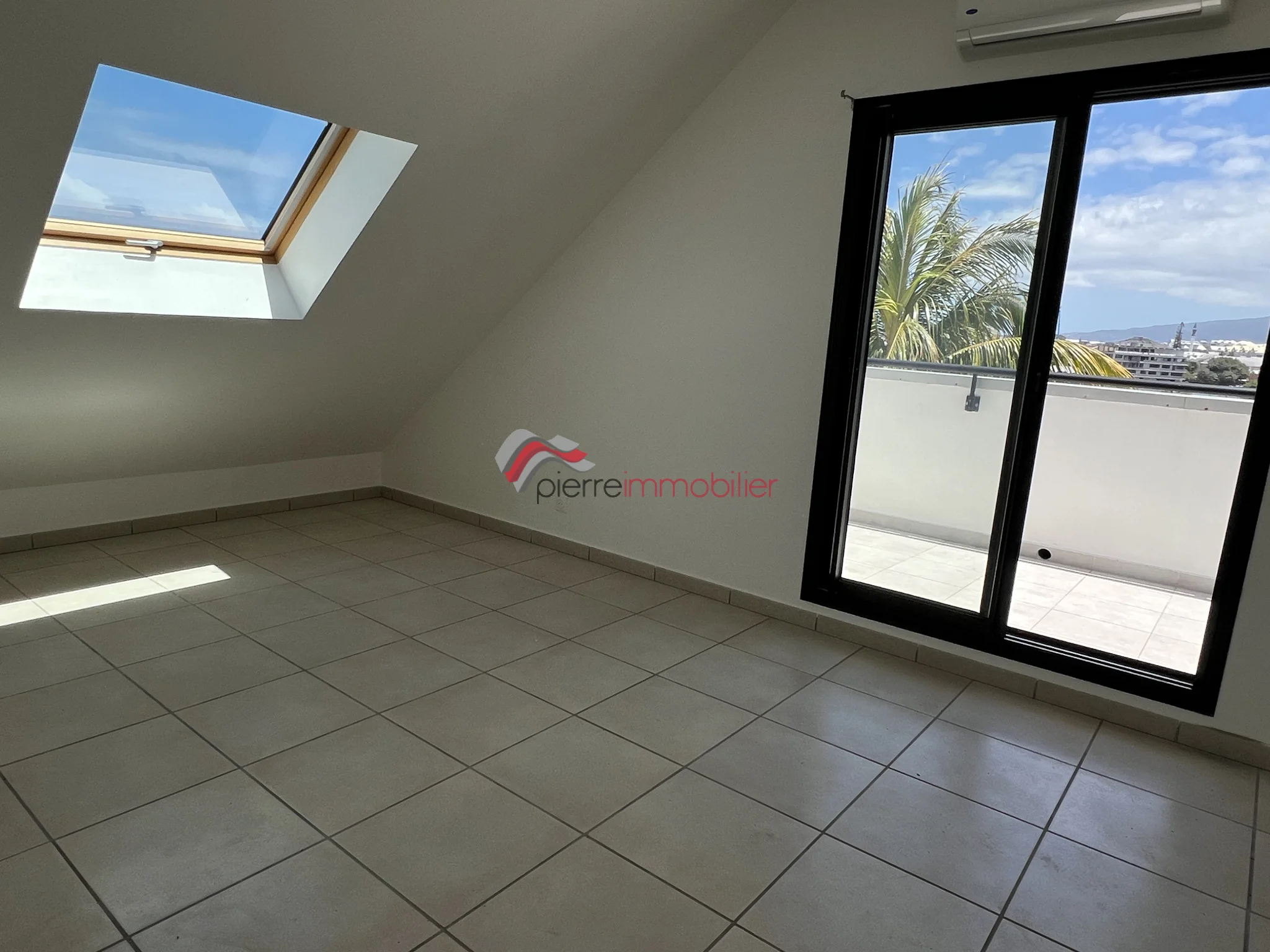 Photo 9 - Appartement à vendre - Ancien 387 920 € 4 pièces 3 chambres 86.3 m² Saint-Pierre 97410