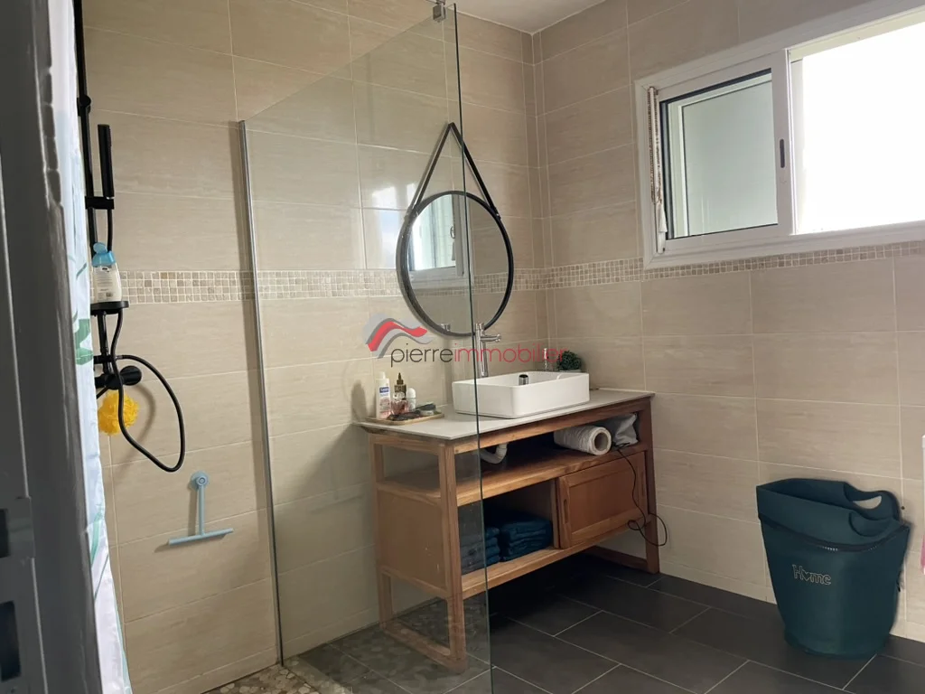 Photo 3 - Maison à louer - Ancien 1 180 € 5 pièces 4 chambres 107 m² Petite-Île 97429