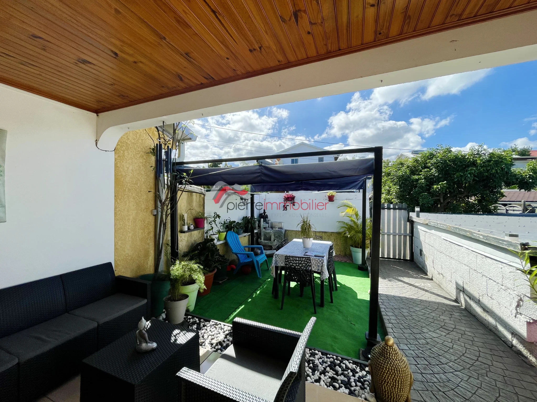 Photo 3 - Maison à vendre - Ancien 520 000 € 13 pièces 8 chambres 256 m² Saint-Louis 97421