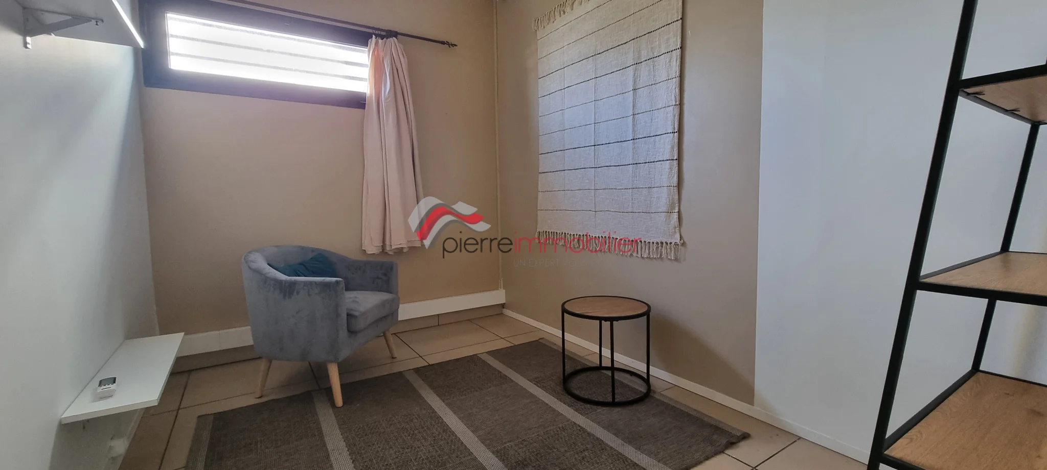 Photo 6 - Local à louer - Ancien 1 520 € 68 m² Saint-Pierre 97410