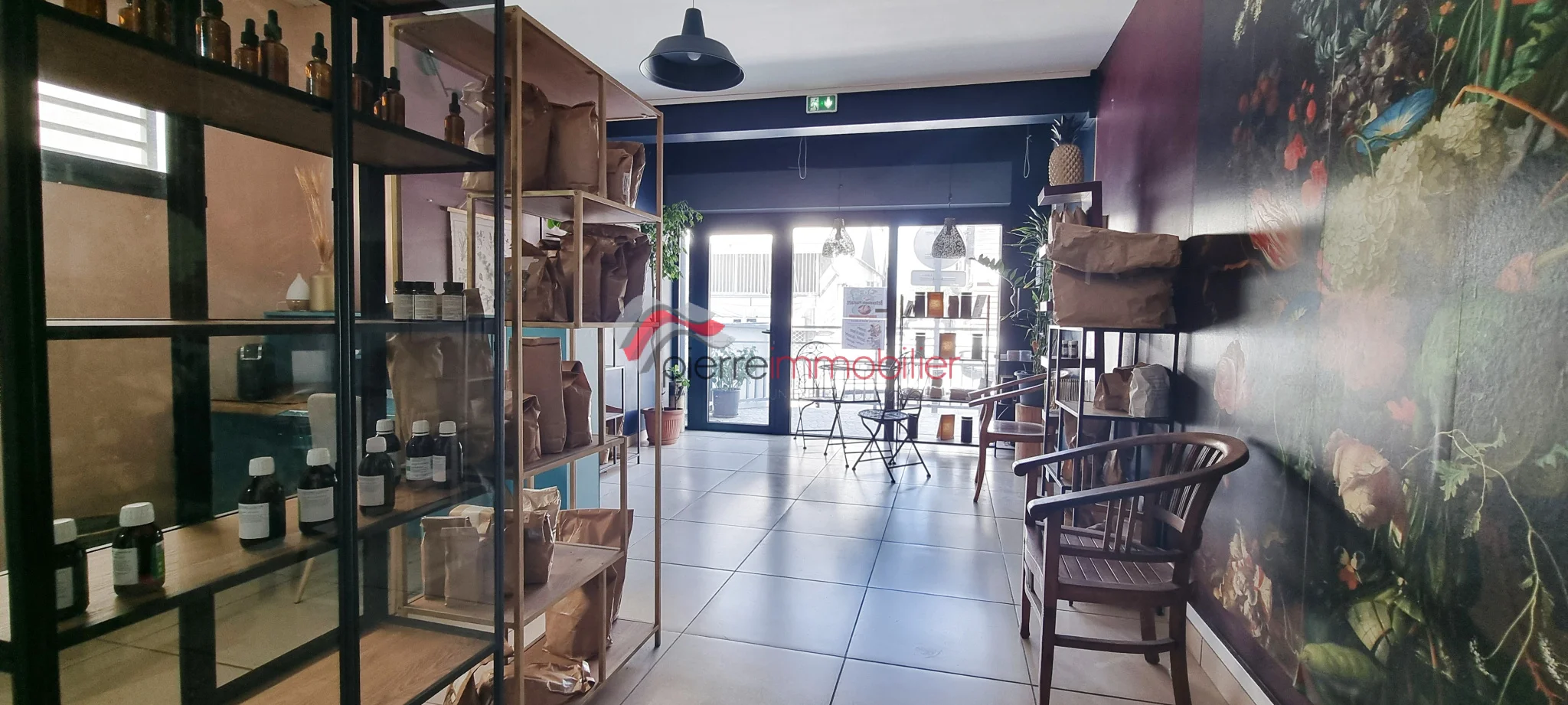 Photo 2 - Local à louer - Ancien 1 520 € 68 m² Saint-Pierre 97410