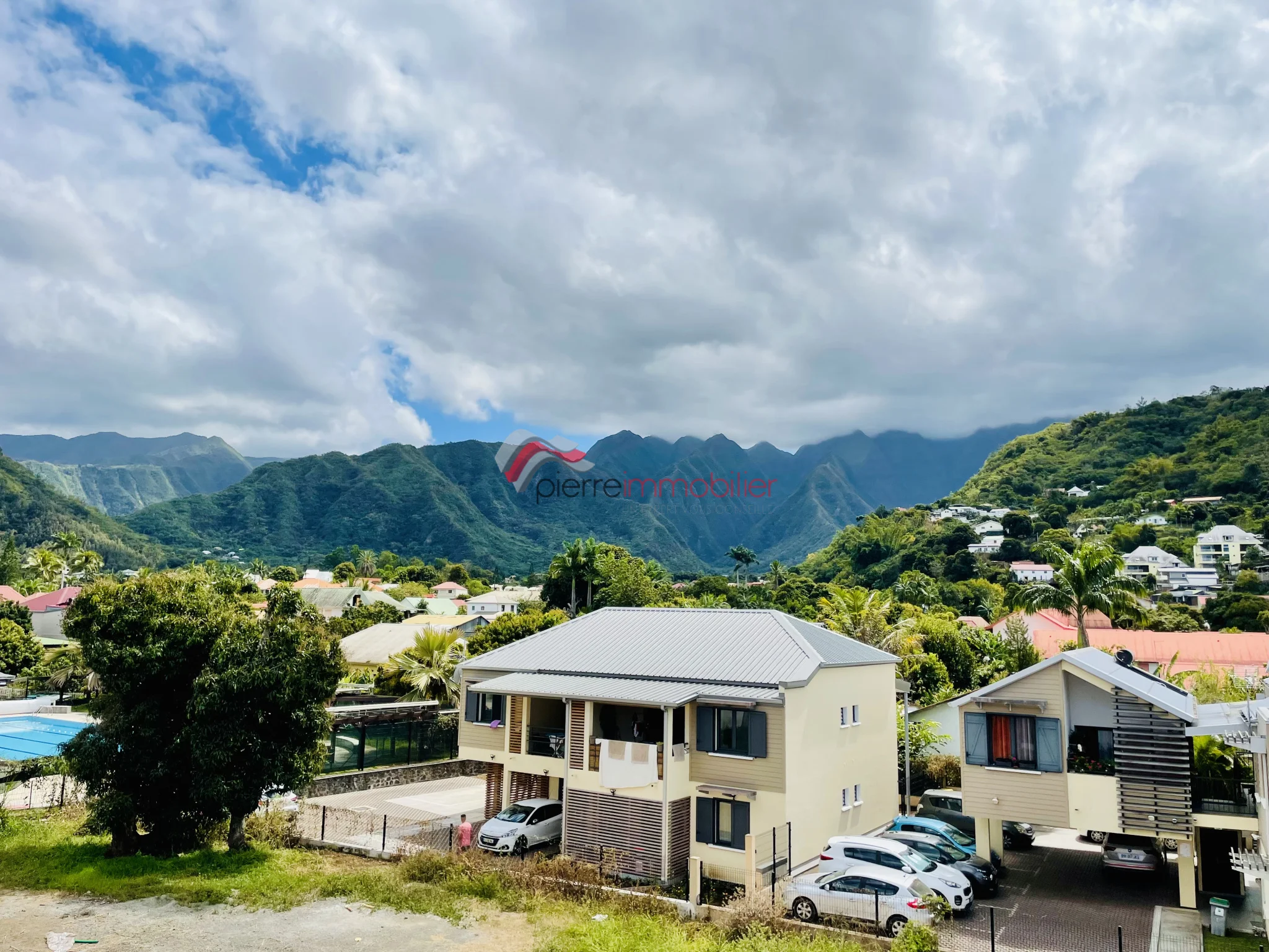 Photo 4 - Immeuble à vendre - Ancien 828 000 € 339.7 m² Entre-Deux 97414