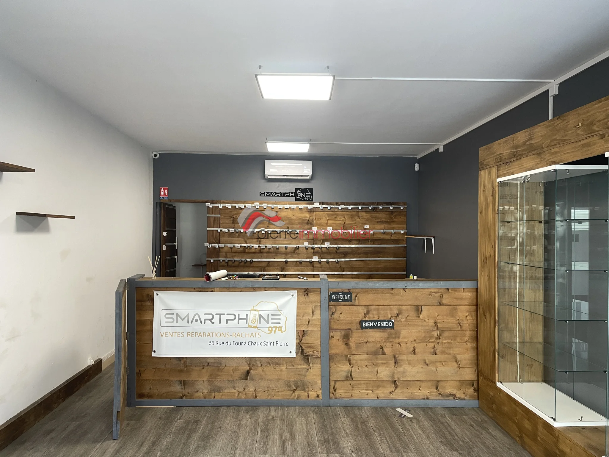 Photo 3 - Local à louer - Ancien 1 225 € 2 pièces 54 m² Saint-Pierre 97410