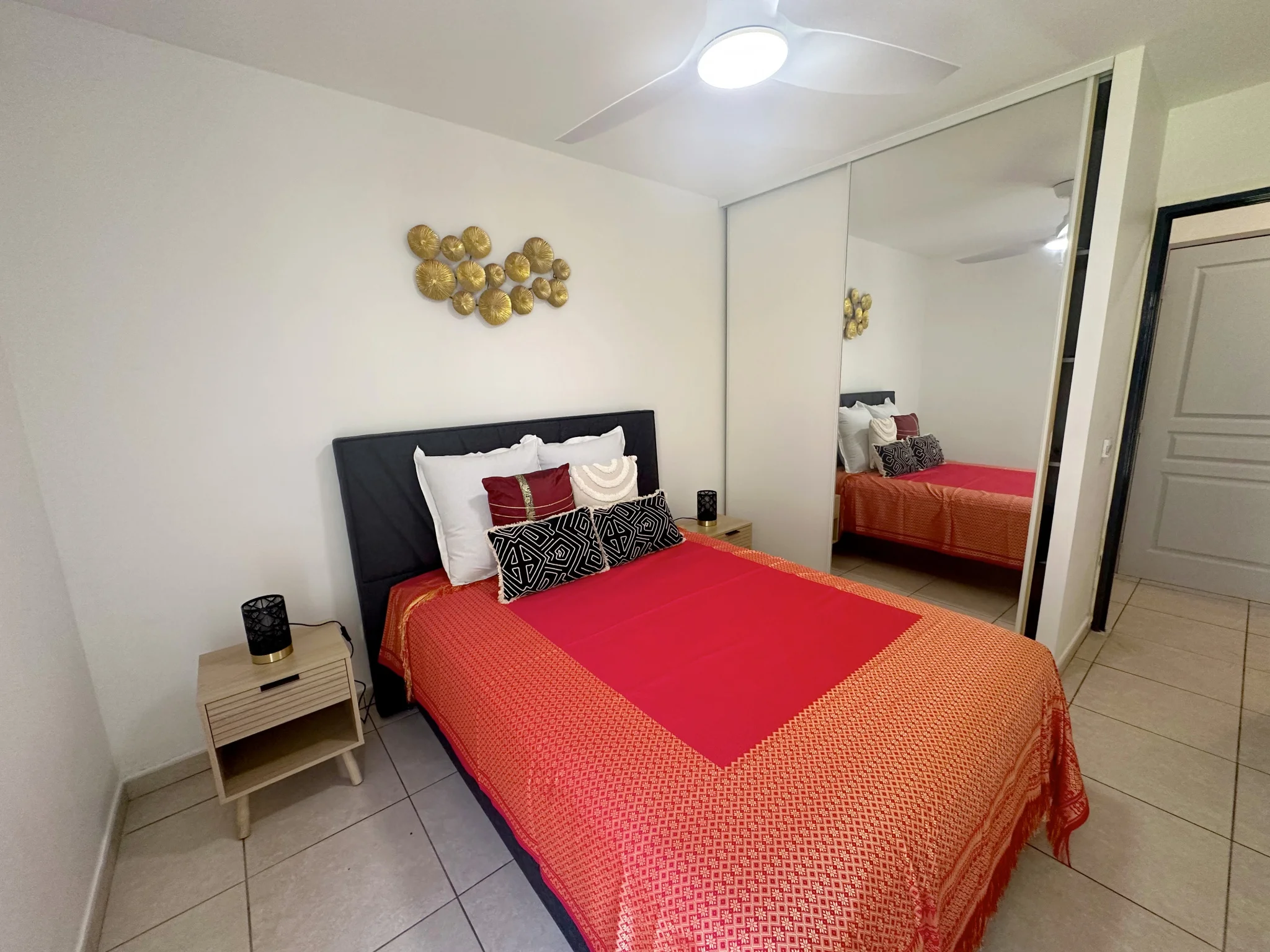 Photo 5 - Appartement à louer - Ancien 1 100 € 3 pièces 2 chambres 66 m² Saint-Denis 97400