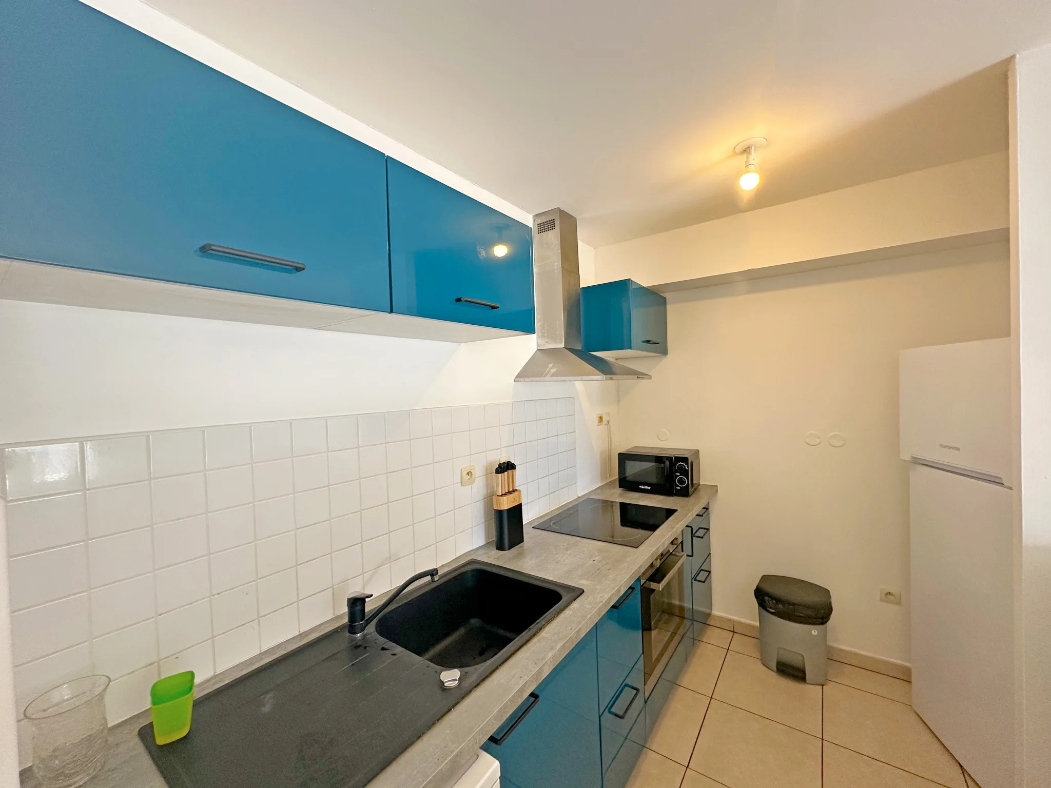 Photo 2 - Appartement à louer - Ancien 1 100 € 3 pièces 2 chambres 66 m² Saint-Denis 97400