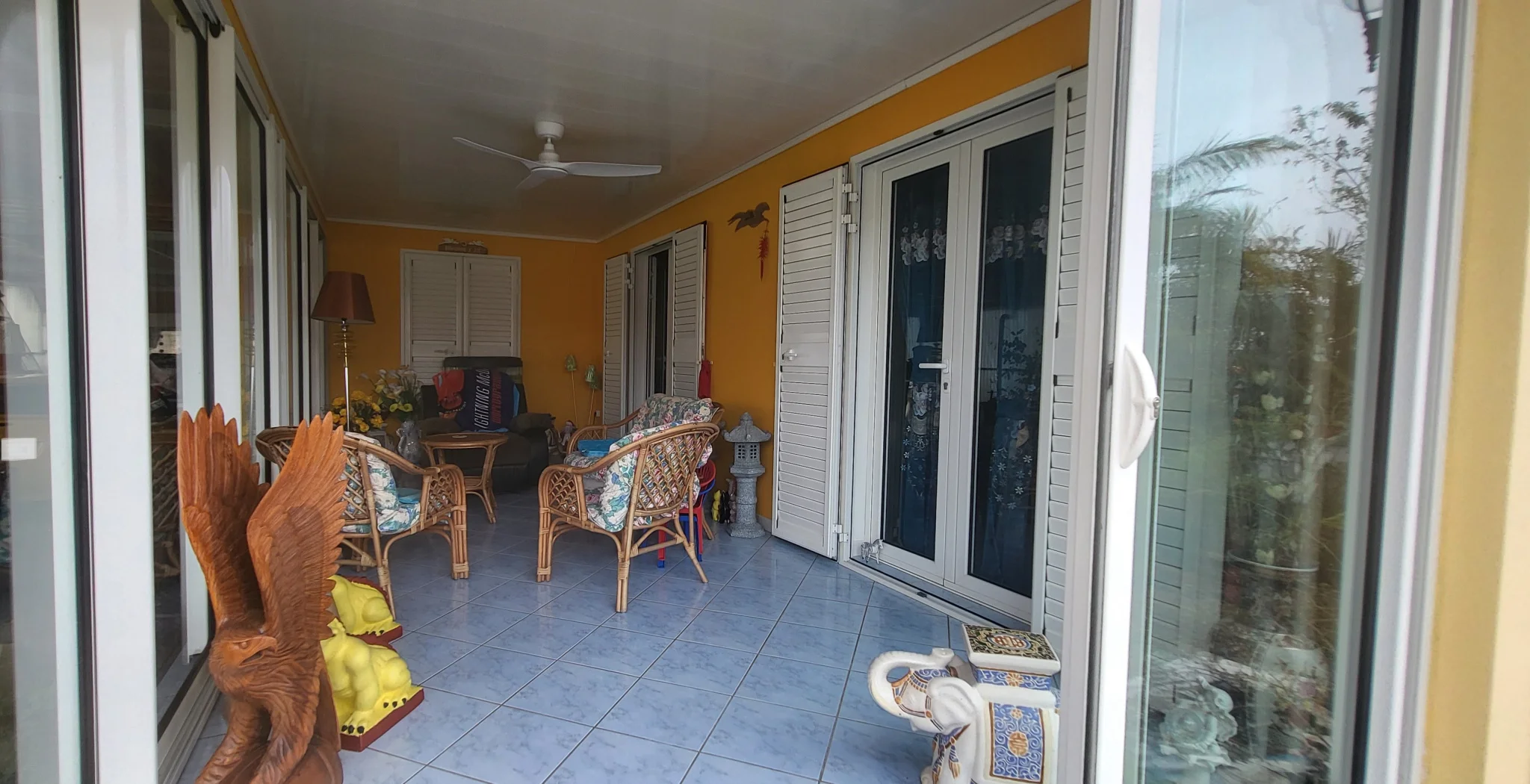 Photo 2 - Maison à vendre - Ancien 296 800 € 4 pièces 3 chambres 114 m² Plaine-des-Palmistes 97431