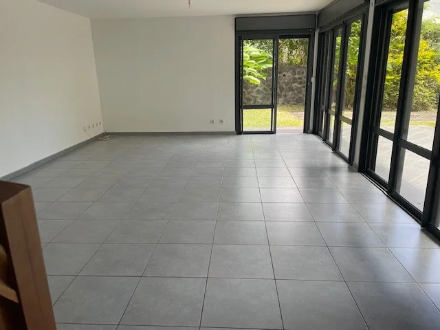 Photo 4 - Maison à vendre - Ancien 388 500 € 5 pièces 4 chambres 120 m² Saint-Denis 97400