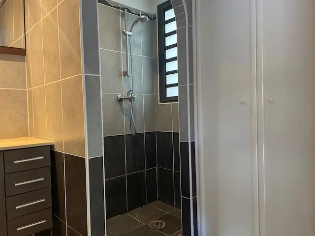 Photo 11 - Maison à vendre - Ancien 388 500 € 5 pièces 4 chambres 120 m² Saint-Denis 97400