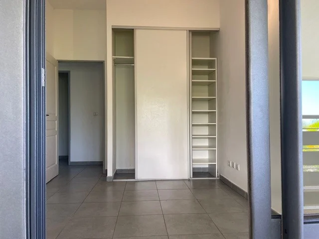 Photo 16 - Maison à vendre - Ancien 388 500 € 5 pièces 4 chambres 120 m² Saint-Denis 97400