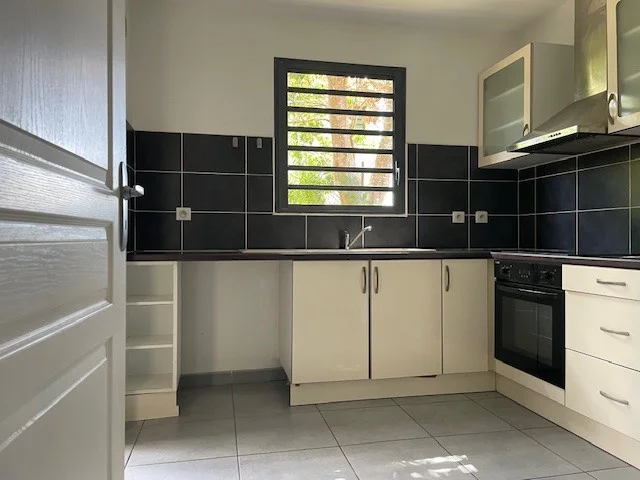 Photo 23 - Maison à vendre - Ancien 388 500 € 5 pièces 4 chambres 120 m² Saint-Denis 97400