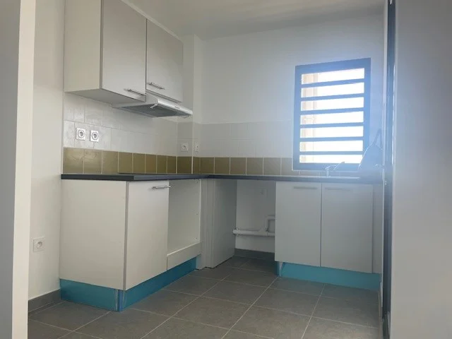 Photo 3 - Appartement à louer - Ancien 911 € 2 pièces 1 chambres 51.28 m² La grande montee 97438