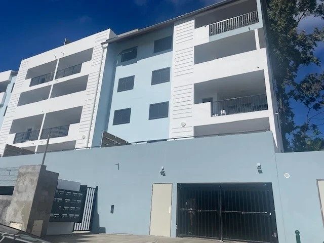 Photo 1 - Appartement à louer - Ancien 911 € 2 pièces 1 chambres 51.28 m² La grande montee 97438