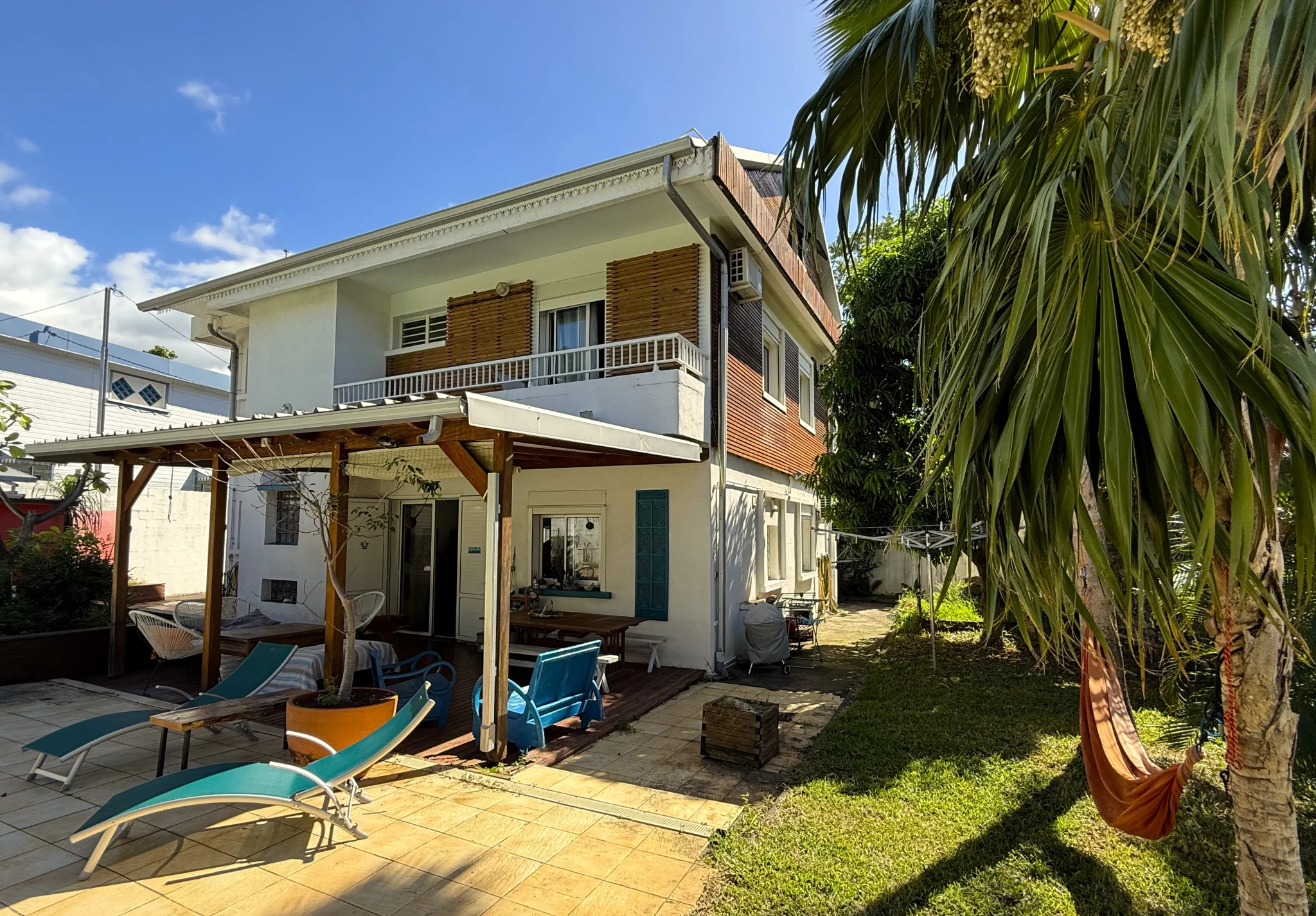 Photo 1 - Maison à vendre - Ancien 620 000 € 7 pièces 5 chambres 210 m² Saint-Denis 97400