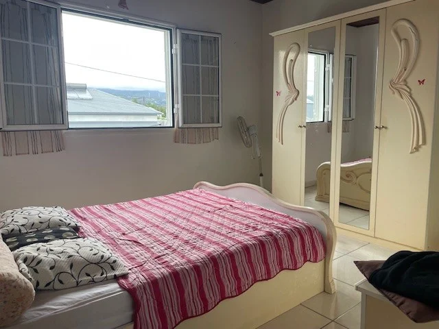 Photo 7 - Maison à vendre - Ancien 299 600 € 5 pièces 4 chambres 120 m² Saint-André 97440