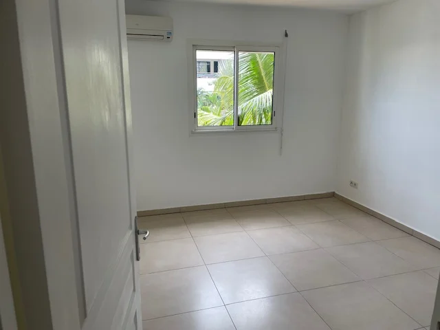 Photo 9 - Appartement à vendre - Ancien 183 600 € 3 pièces 2 chambres 74.76 m² Saint-Denis 97400