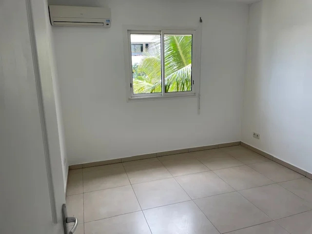 Photo 12 - Appartement à vendre - Ancien 183 600 € 3 pièces 2 chambres 74.76 m² Saint-Denis 97400