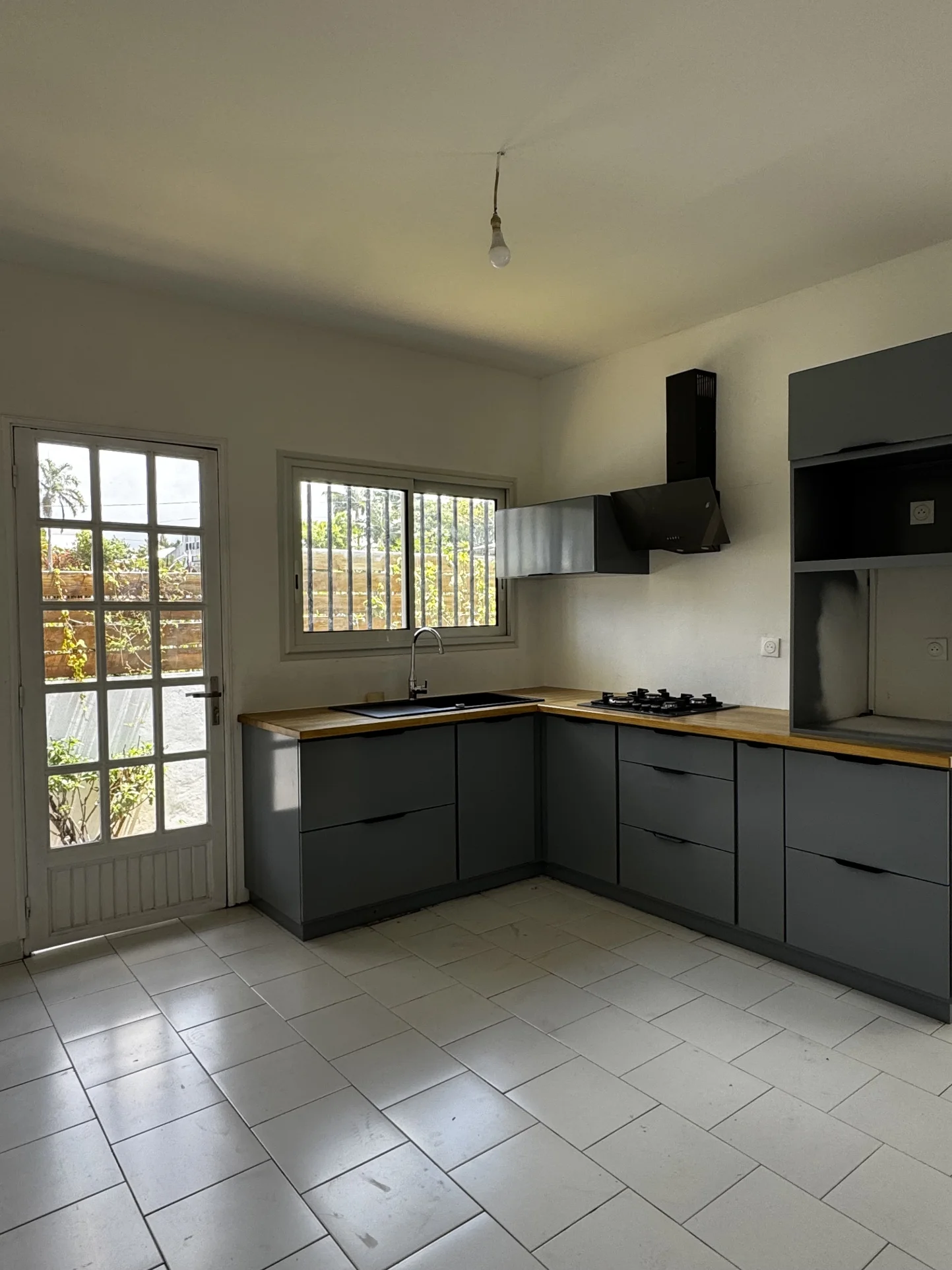 Photo 7 - Maison à vendre - Ancien 399 000 € 4 pièces 3 chambres 100 m² Saint-Pierre 97432