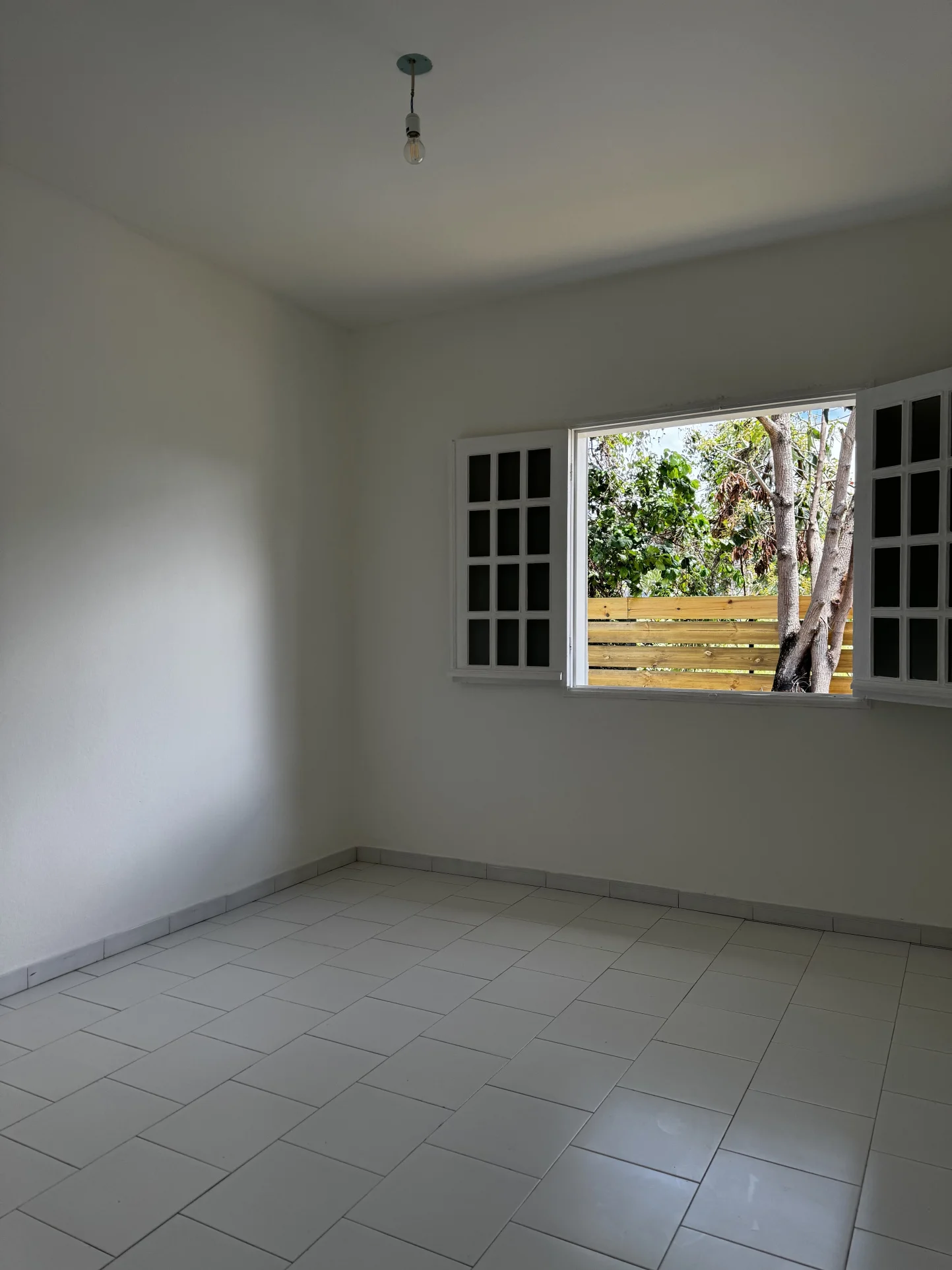 Photo 10 - Maison à vendre - Ancien 399 000 € 4 pièces 3 chambres 100 m² Saint-Pierre 97432