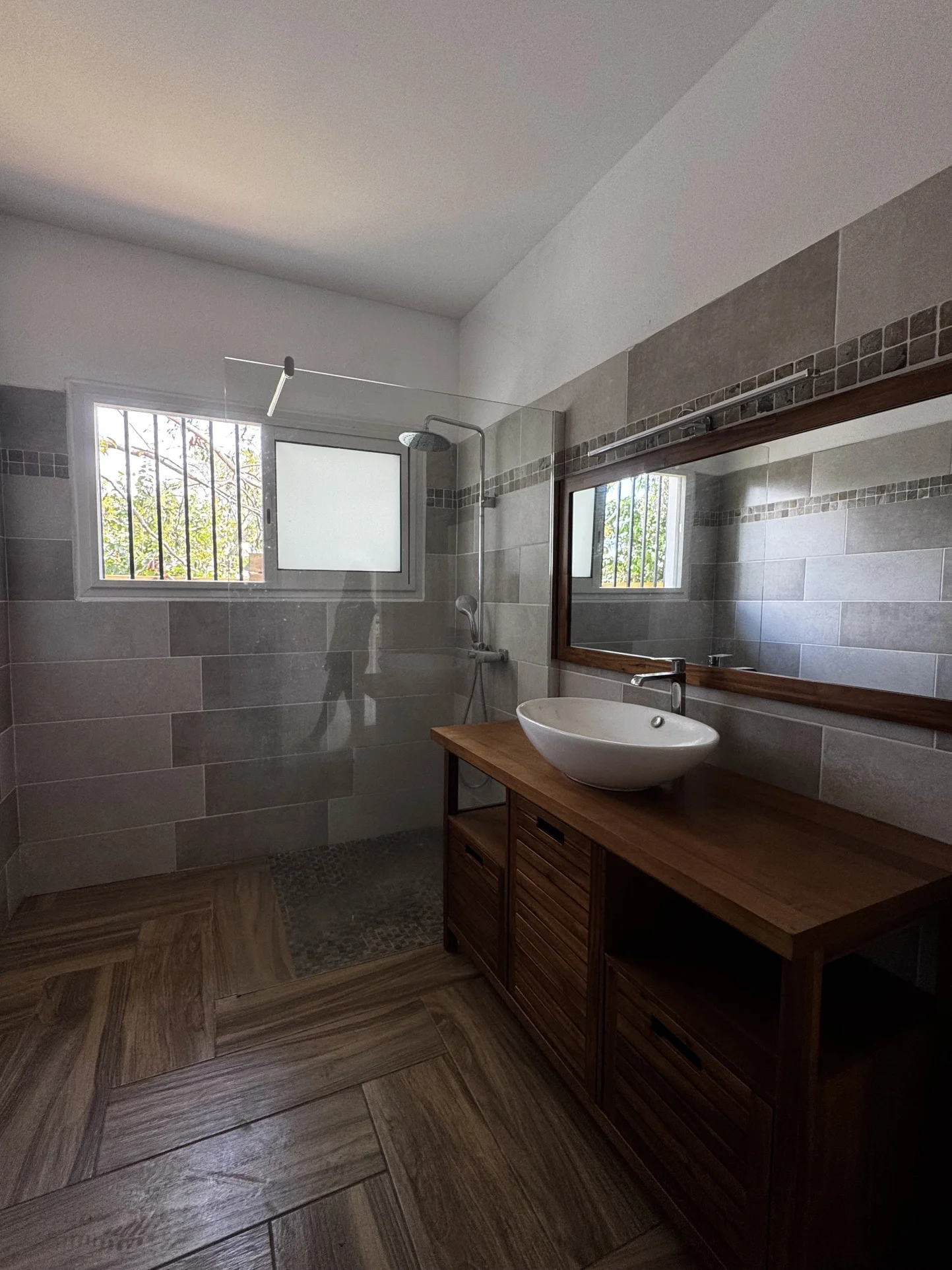 Photo 8 - Maison à vendre - Ancien 399 000 € 4 pièces 3 chambres 100 m² Saint-Pierre 97432