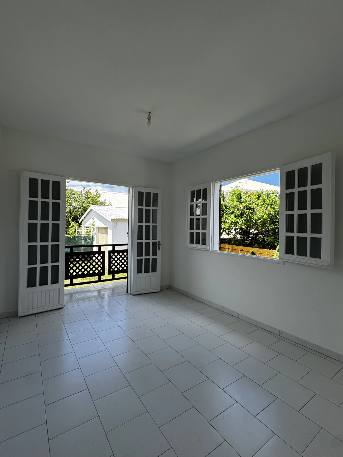 Photo 12 - Maison à vendre - Ancien 399 000 € 4 pièces 3 chambres 100 m² Saint-Pierre 97432