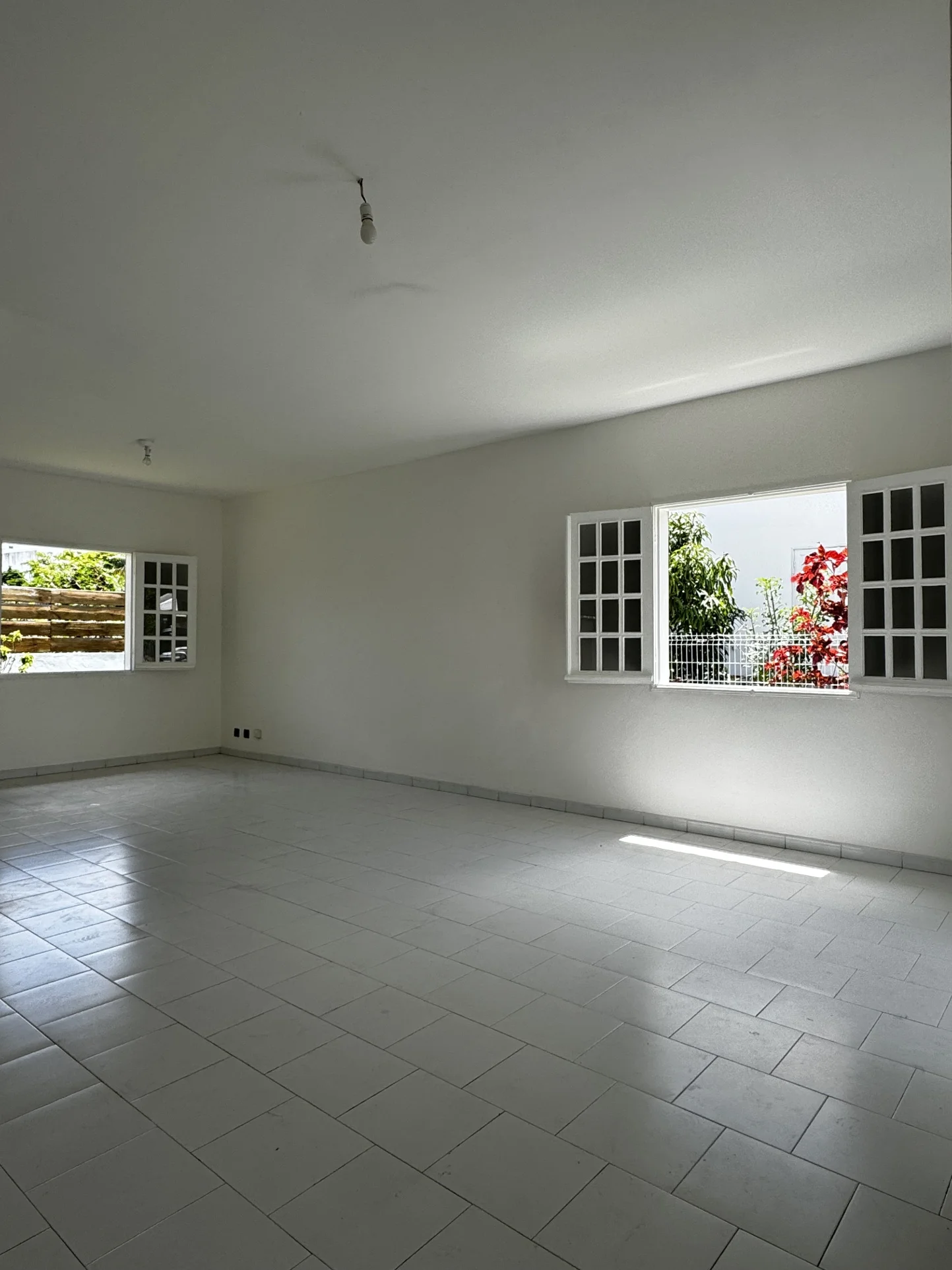 Photo 6 - Maison à vendre - Ancien 399 000 € 4 pièces 3 chambres 100 m² Saint-Pierre 97432