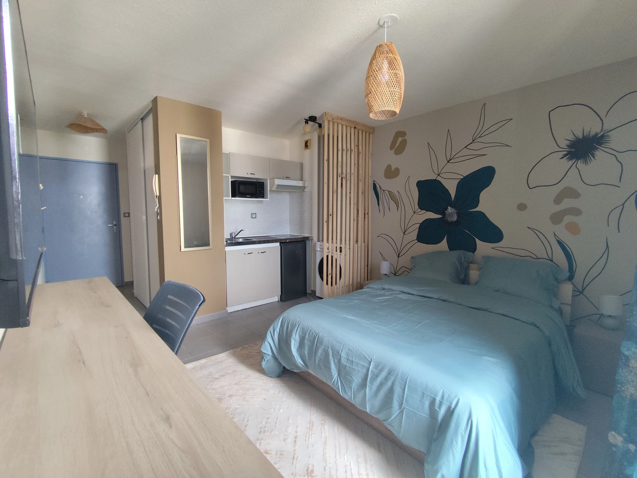 Superbe studio rénové de 22,18m2