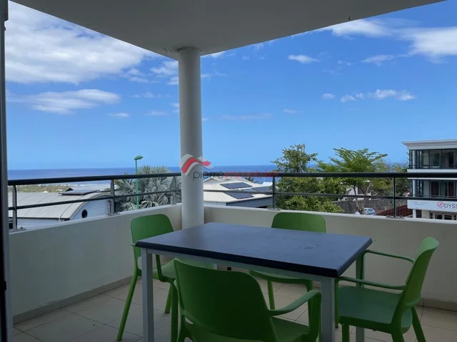 Photo 1 - Appartement à vendre - Ancien 309 000 € 2 pièces 1 chambres 51.4 m² Saint-Paul 97434