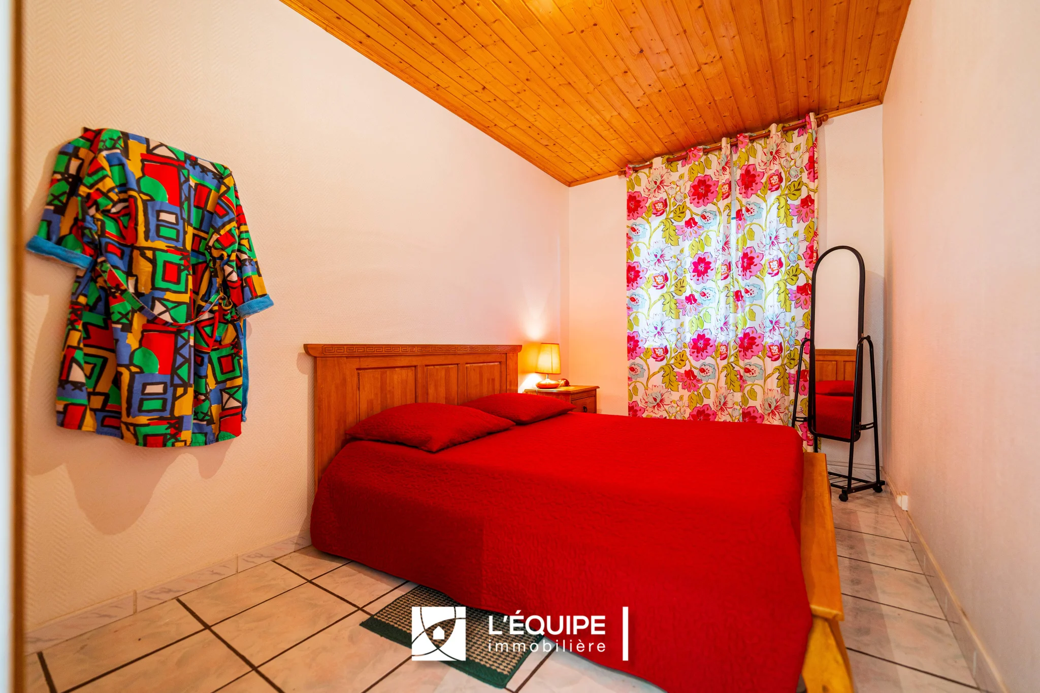 Photo 5 - Maison à vendre - Ancien 190 000 € 8 pièces 5 chambres 210 m² Saint-Benoît 97470