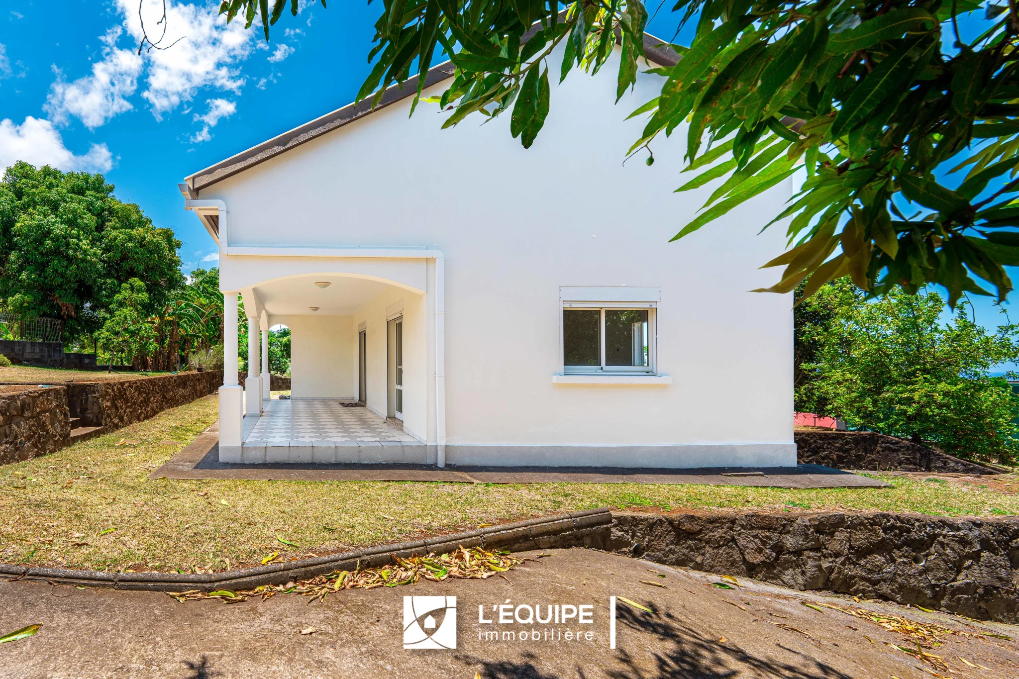 Photo 1 - Maison à vendre - Ancien 452 000 € 5 pièces 3 chambres 148 m² Saint-Denis 97490