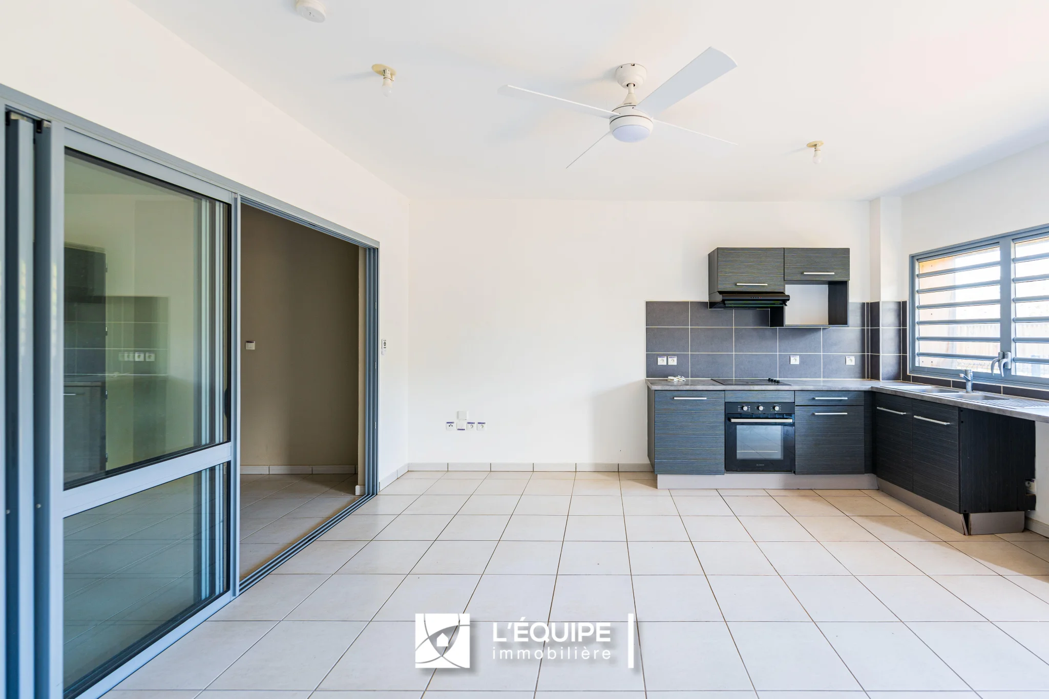 Photo 4 - Appartement à vendre - Ancien 151 580 € 2 pièces 1 chambres 47 m² Sainte-Marie 97438