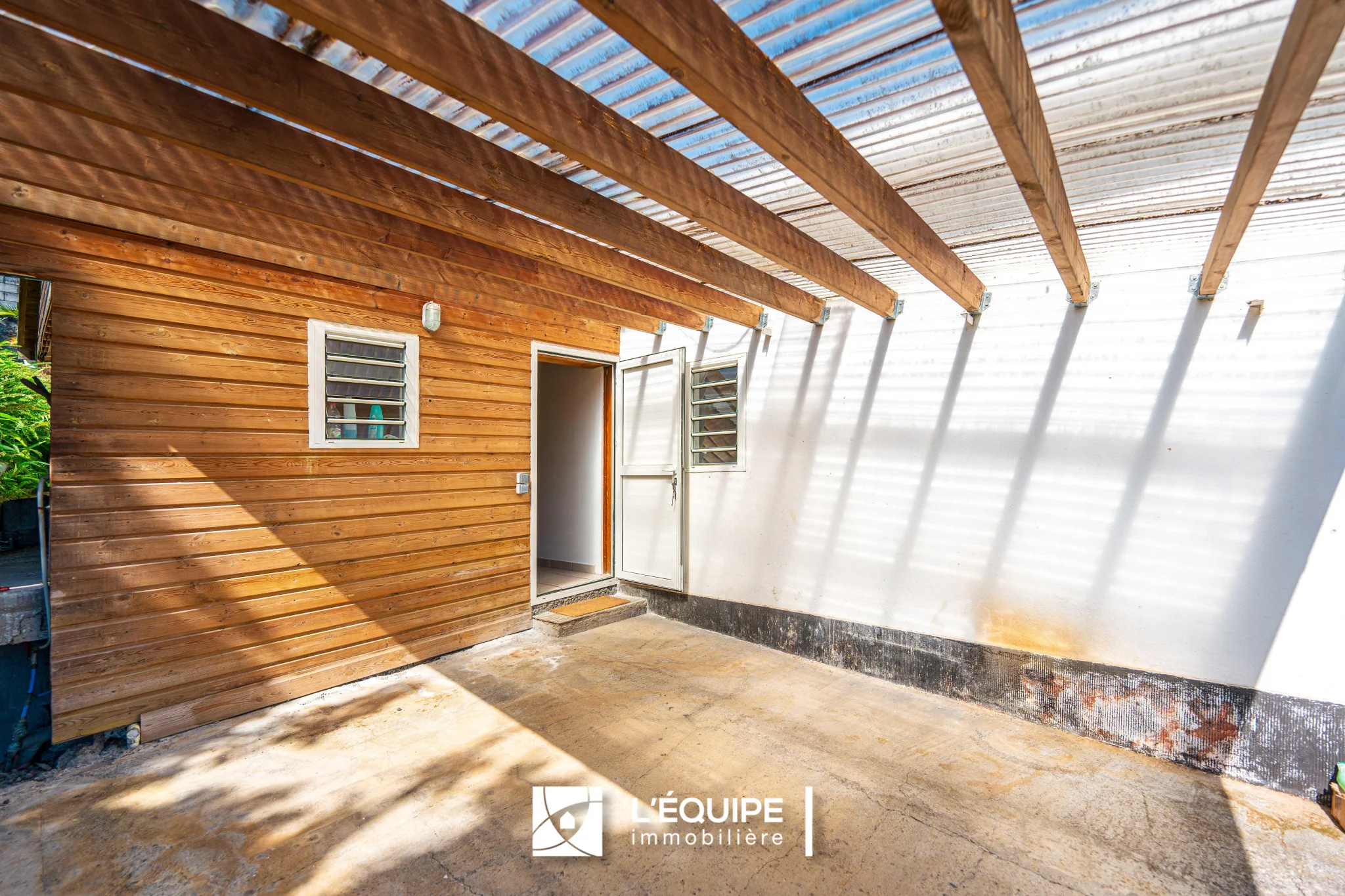 Photo 4 - Maison à vendre - Ancien 449 900 € 6 pièces 4 chambres 120 m² Sainte-Clotilde 97490