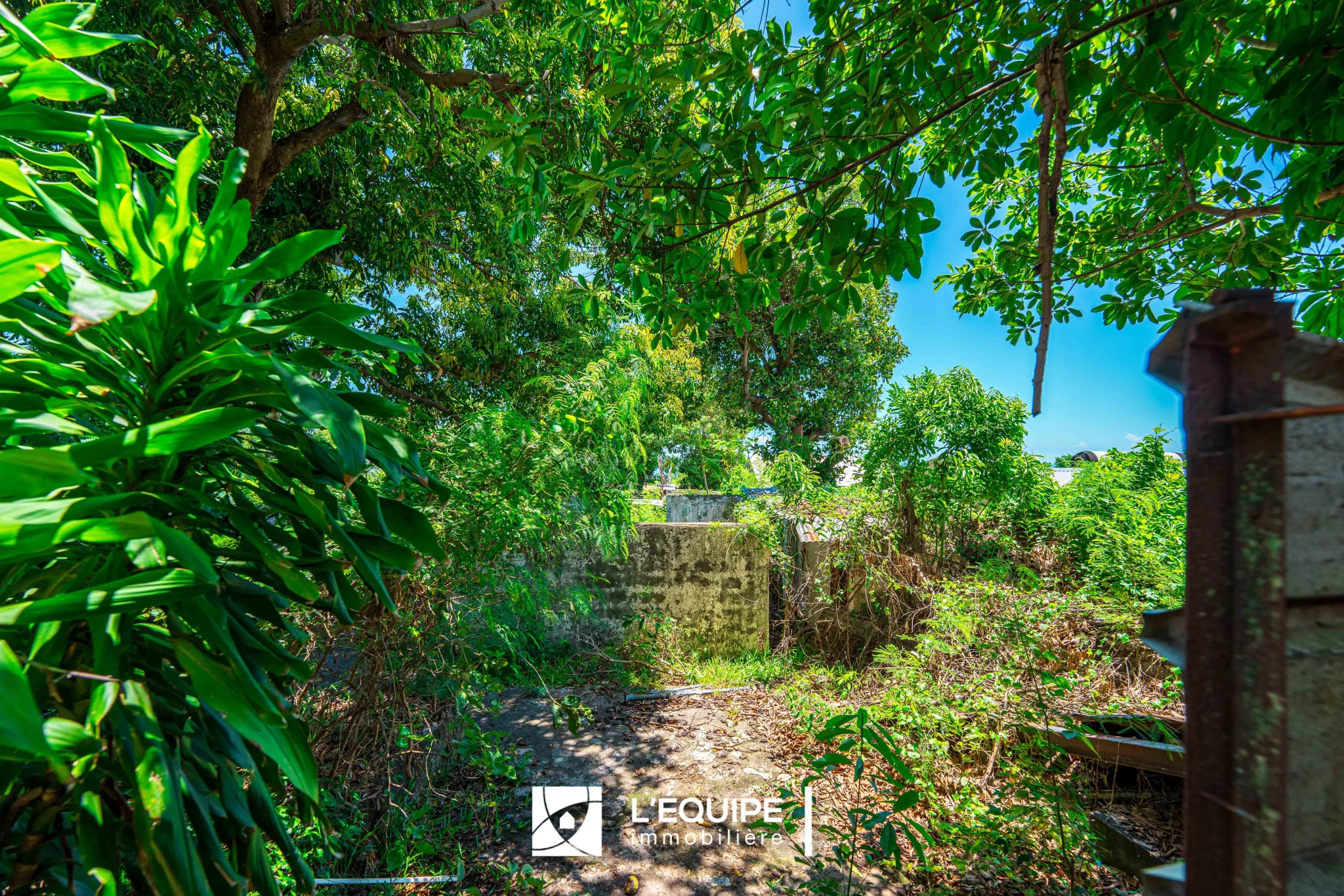 Photo 2 - Terrain à vendre - Ancien 333 900 € 890 m² Sainte-Marie 97438