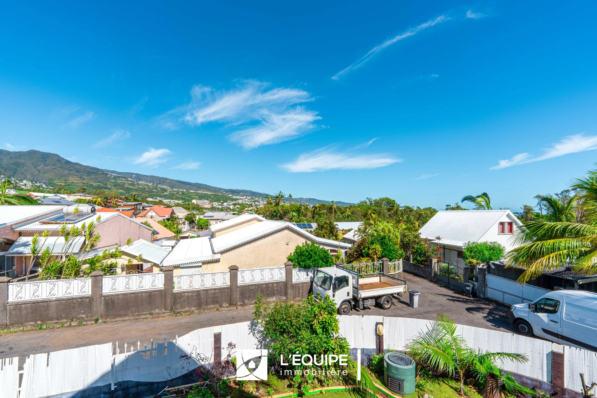 Photo 8 - Maison à vendre - Ancien 499 900 € 6 pièces 5 chambres 187 m² Sainte-Clotilde 97490