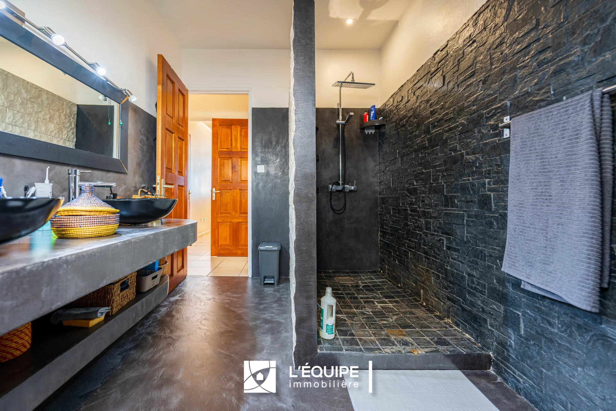 Photo 7 - Maison à vendre - Ancien 438 690 € 4 pièces 3 chambres 137 m² Saint-Denis 97490