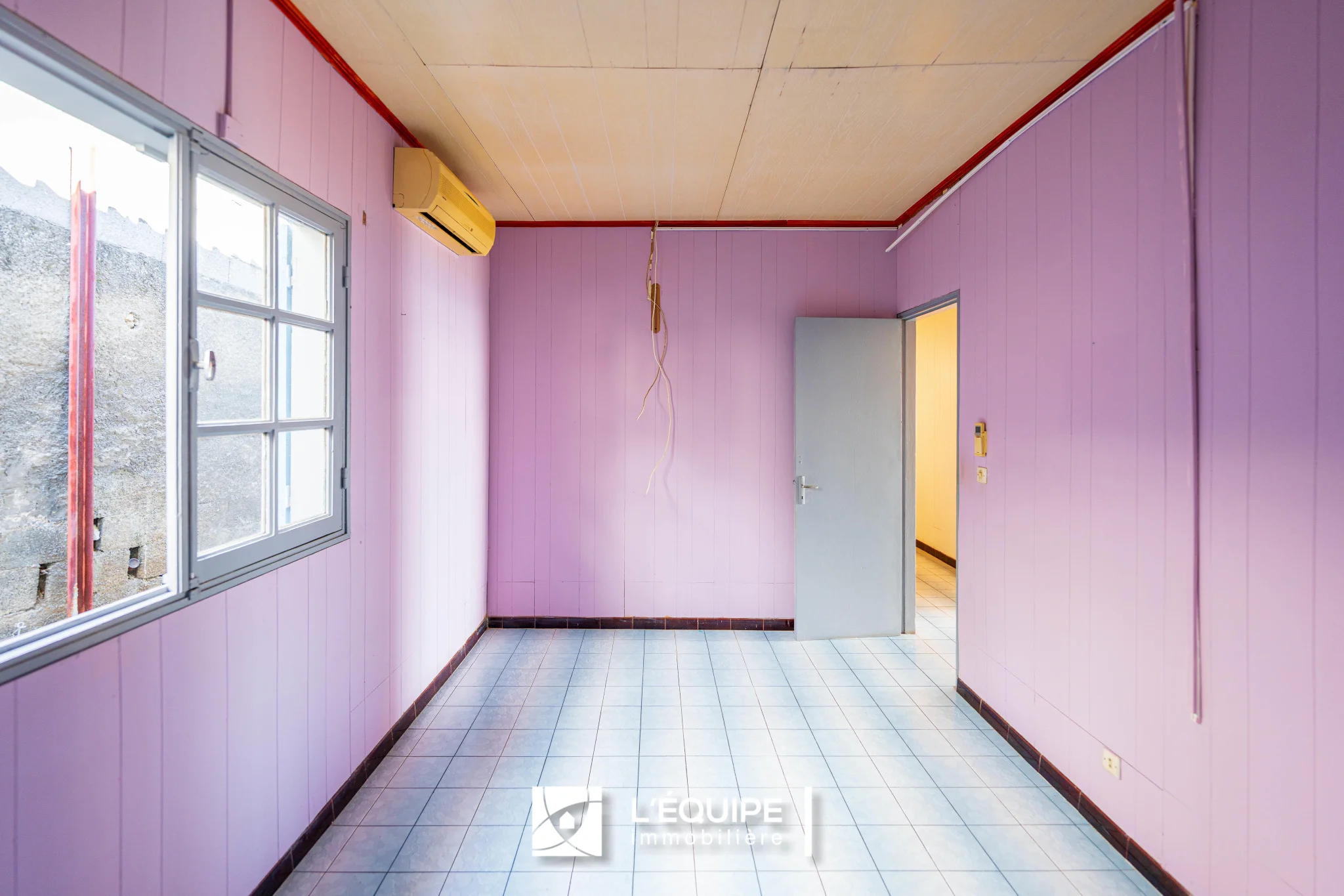 Photo 1 - Maison à vendre - Ancien 320 250 € 5 pièces 153 m² Saint-Denis 97400