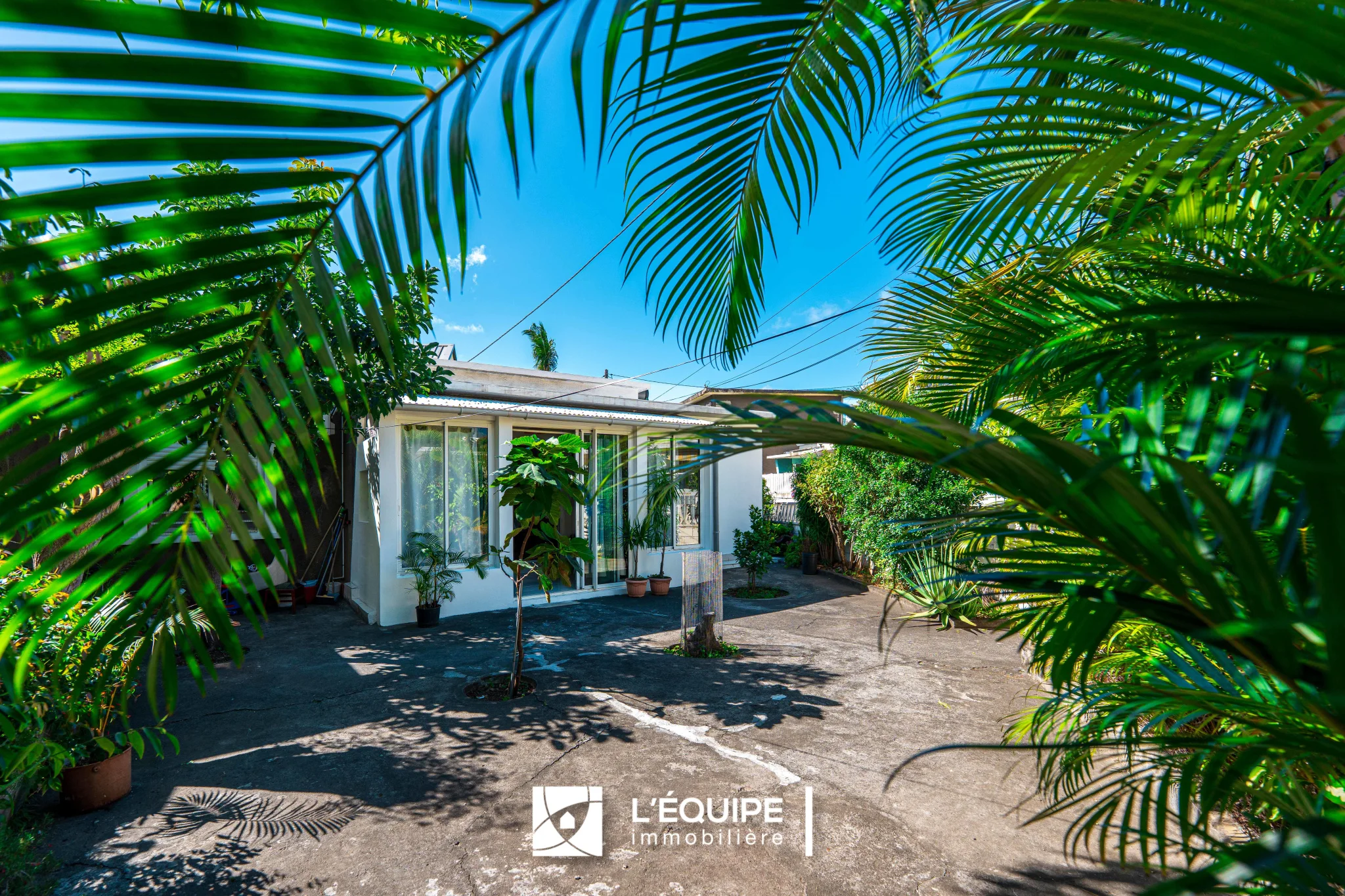 Photo 2 - Maison à vendre - Ancien 299 000 € 7 pièces 3 chambres 81 m² Saint-Denis 97400