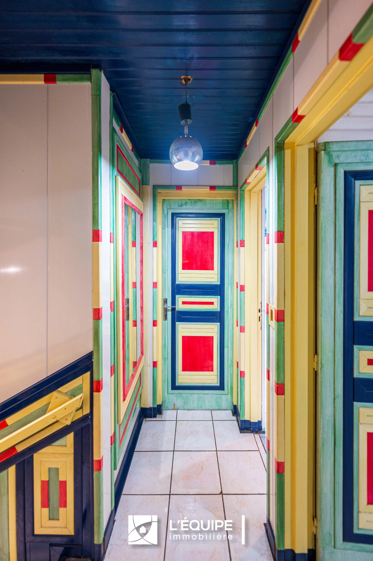 Photo 8 - Maison à vendre - Ancien 275 000 € 7 pièces 5 chambres 146 m² Saint-Denis 97490